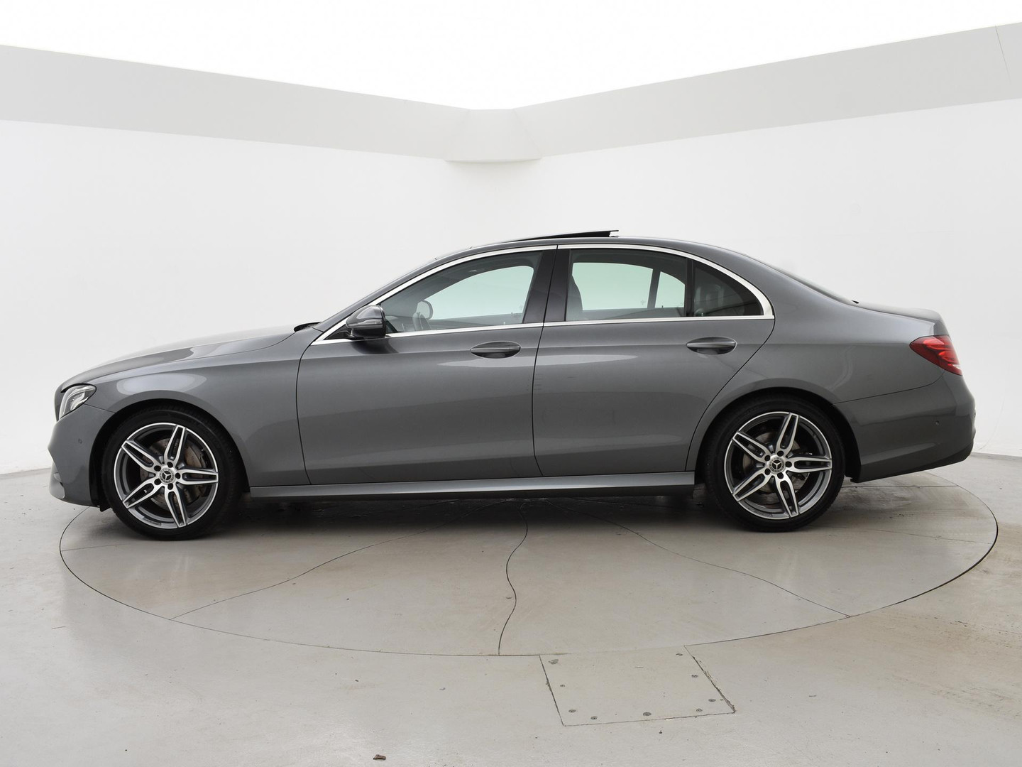 Mercedes-Benz Mercedes-Benz