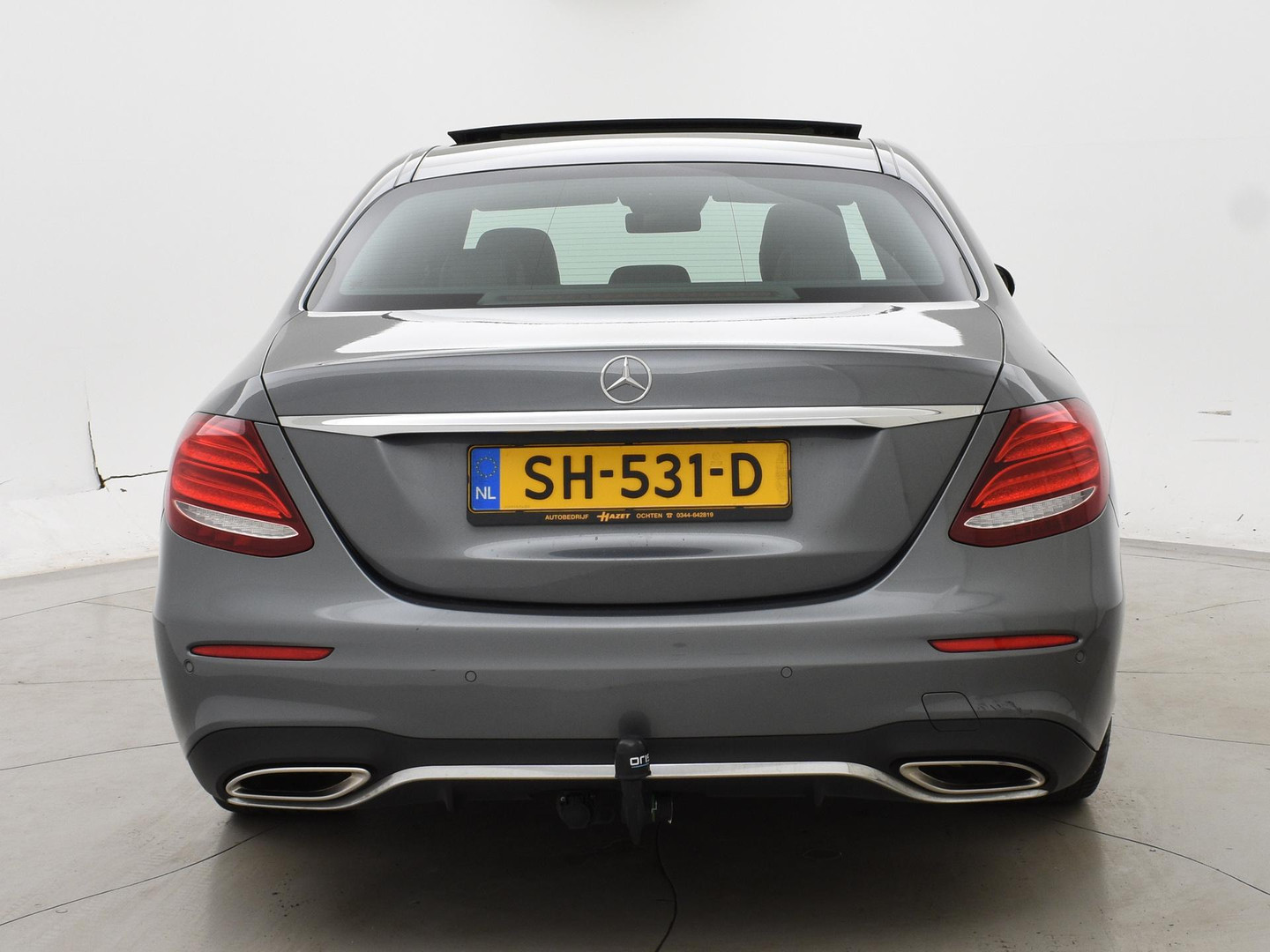Mercedes-Benz Mercedes-Benz
