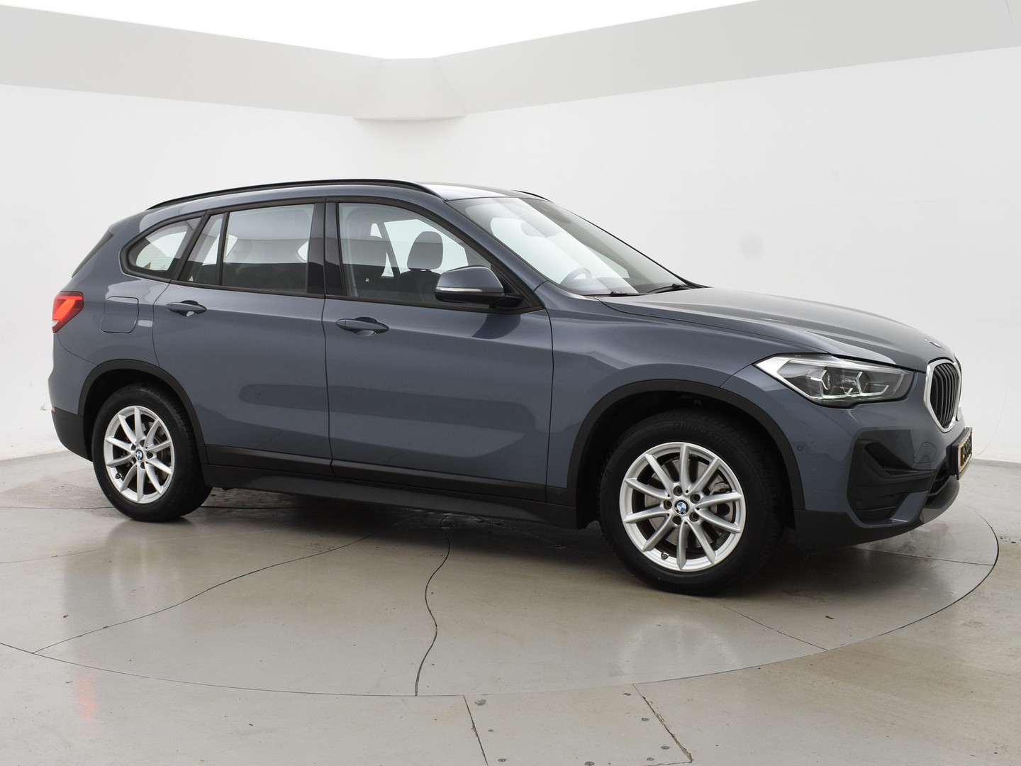 BMW BMW