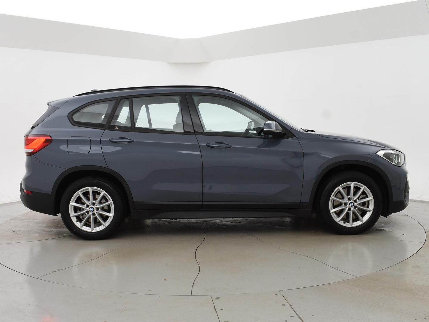 BMW BMW