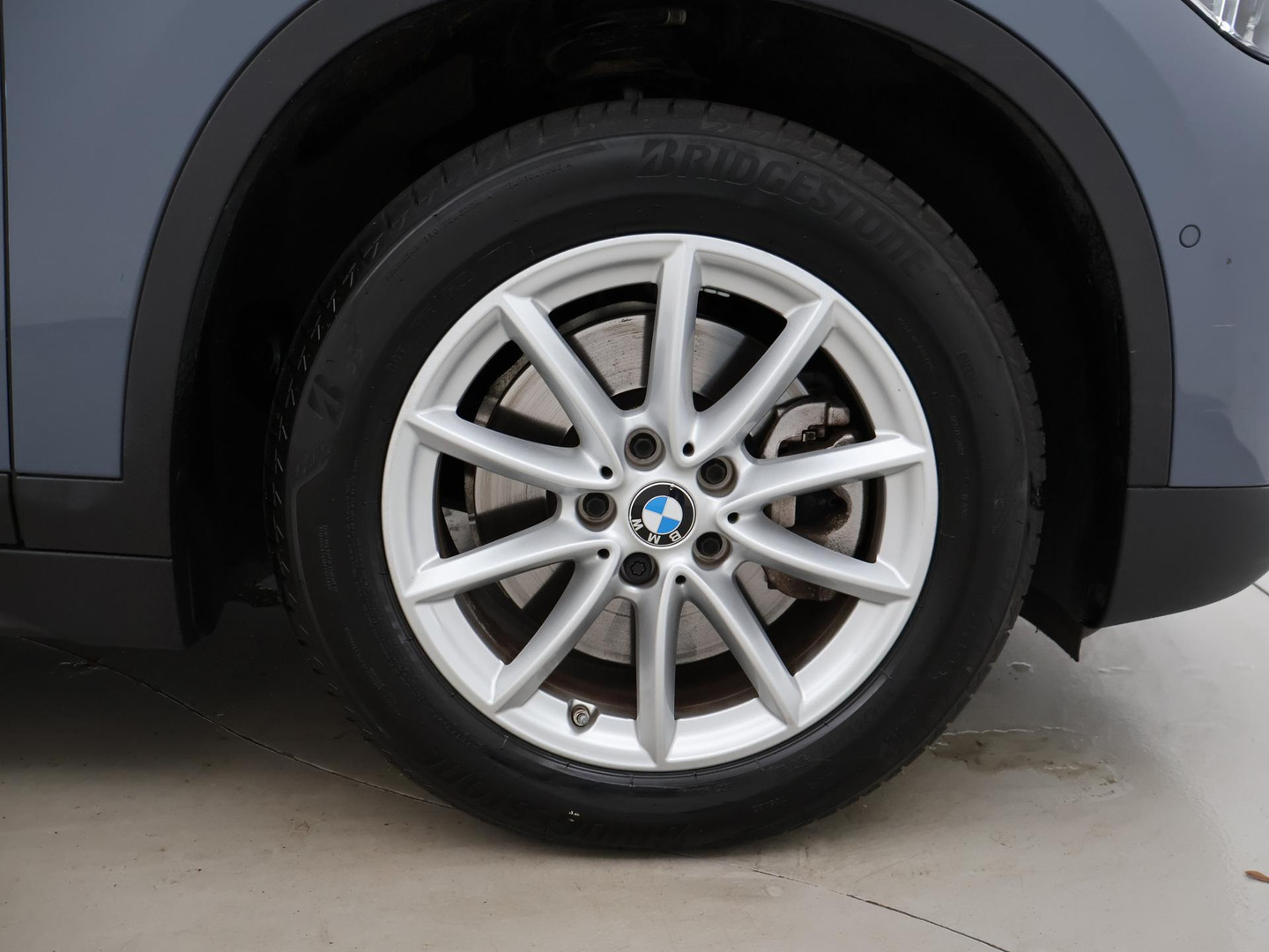 BMW BMW