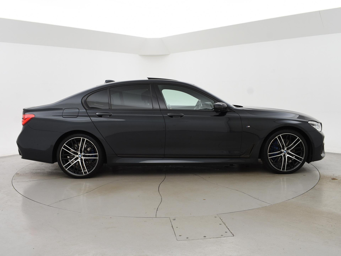 BMW BMW