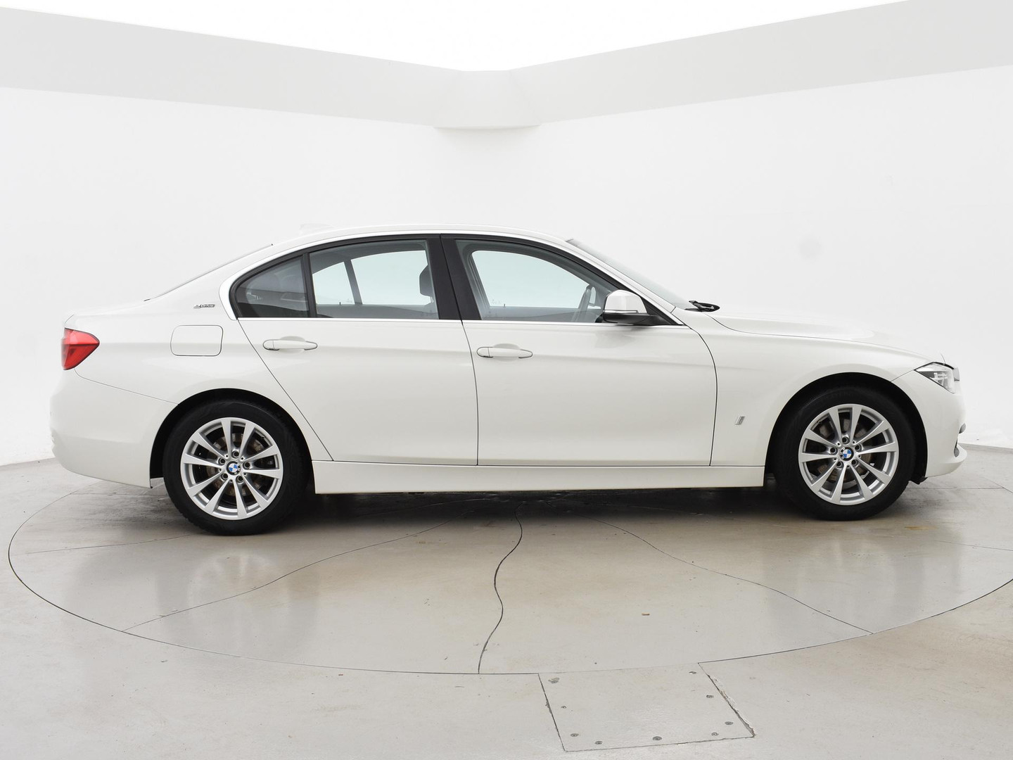 BMW BMW