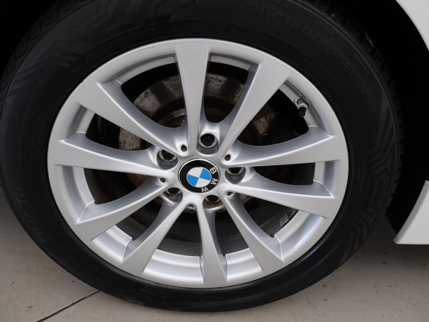 BMW BMW