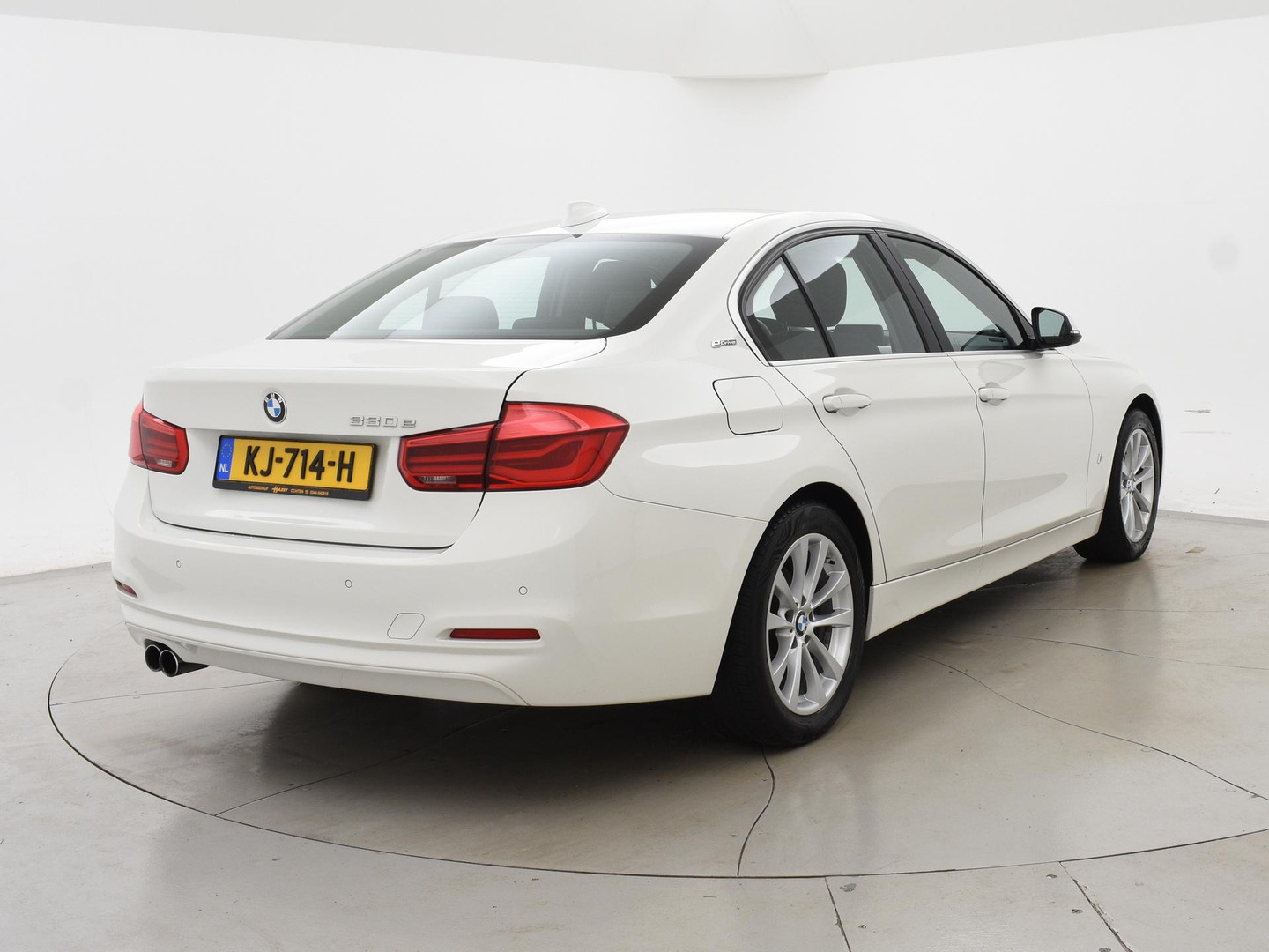 BMW BMW
