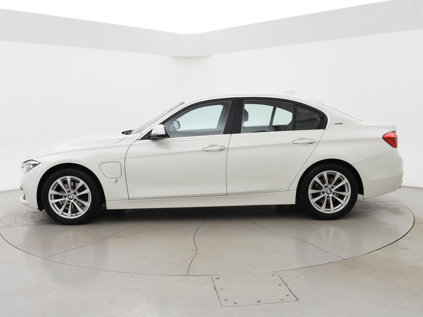BMW BMW