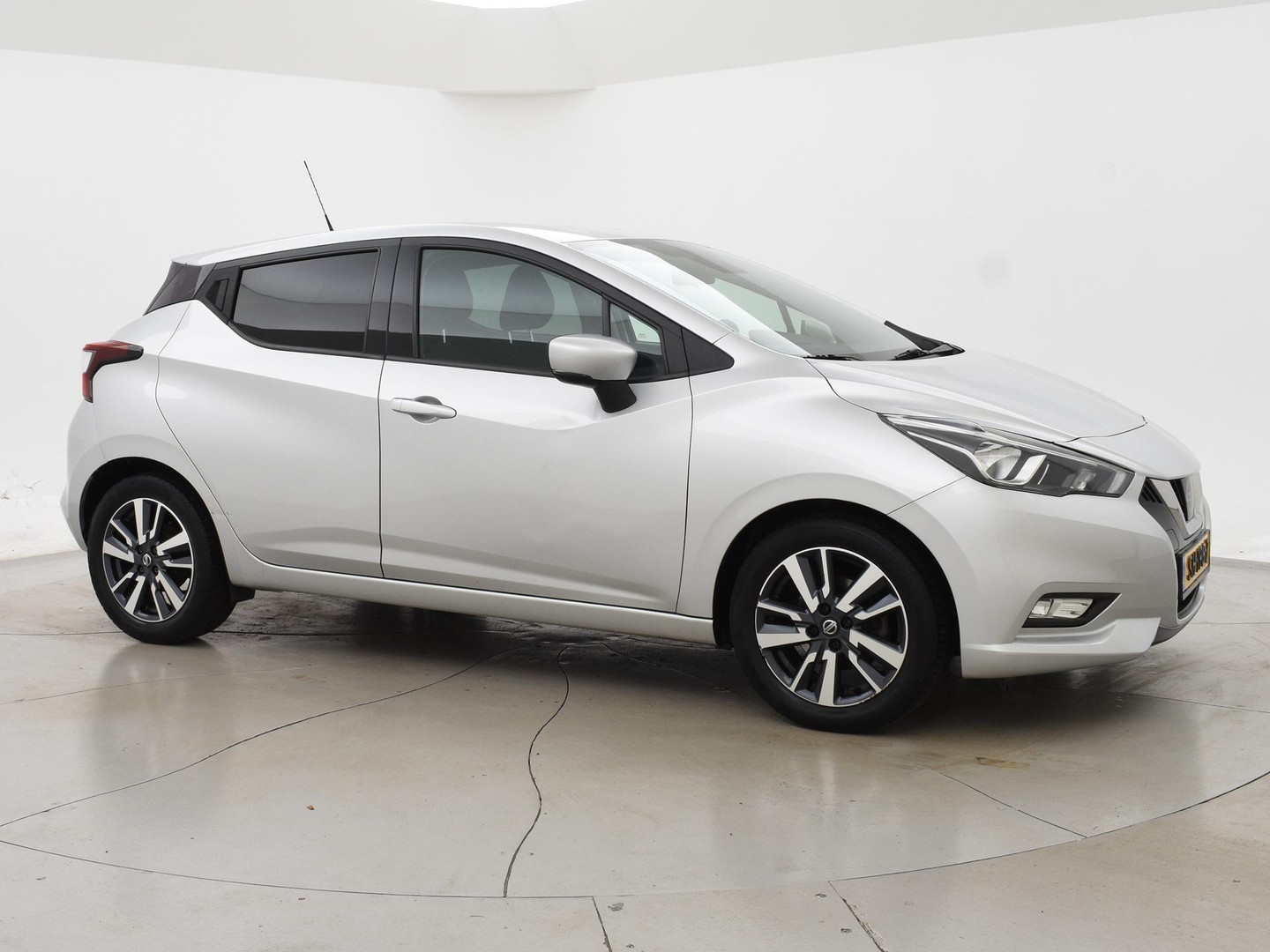 Nissan Nissan