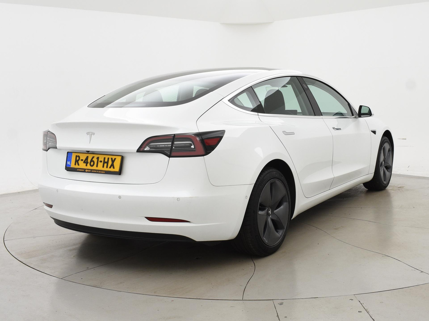 Tesla Tesla