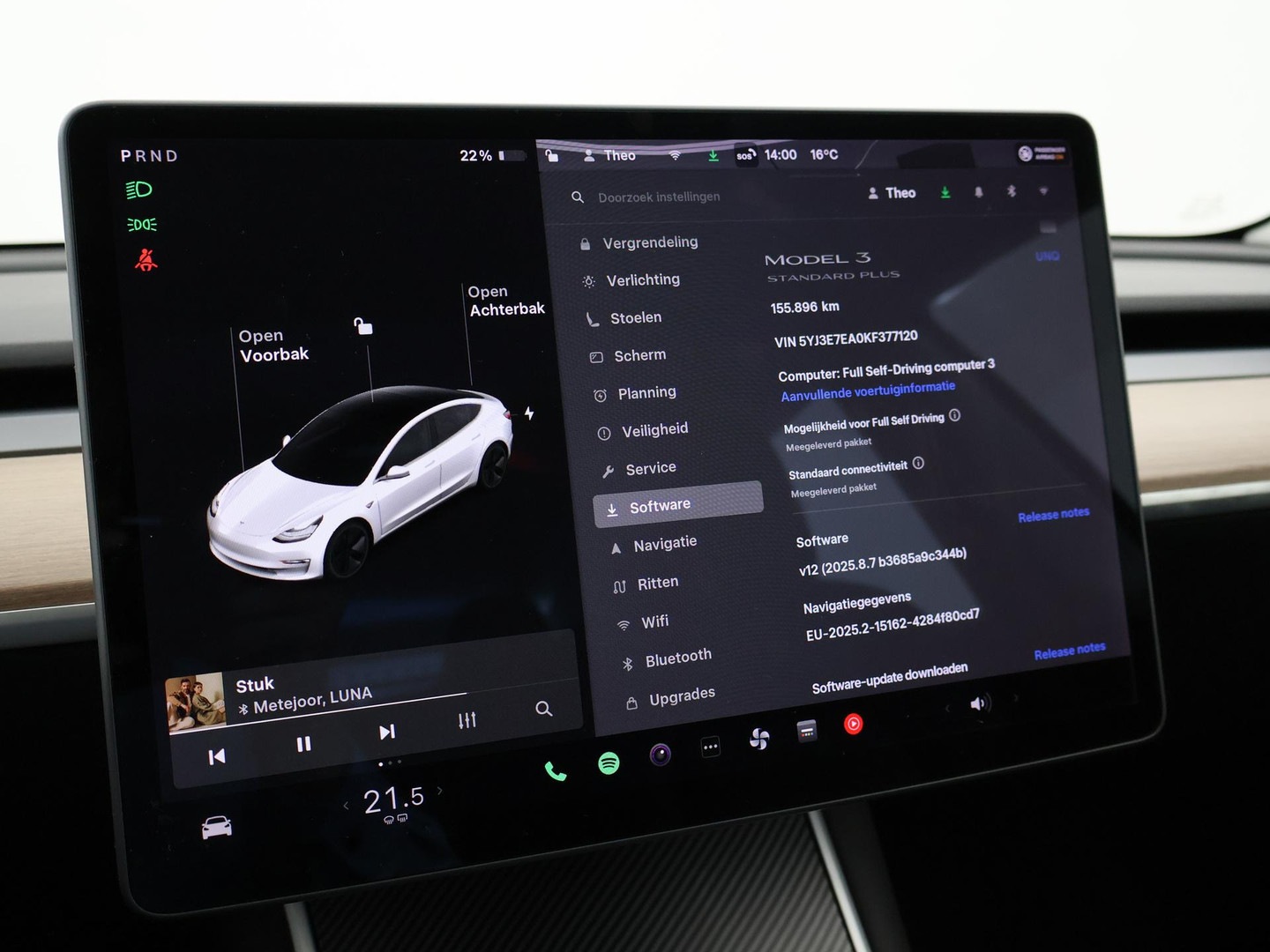 Tesla Tesla
