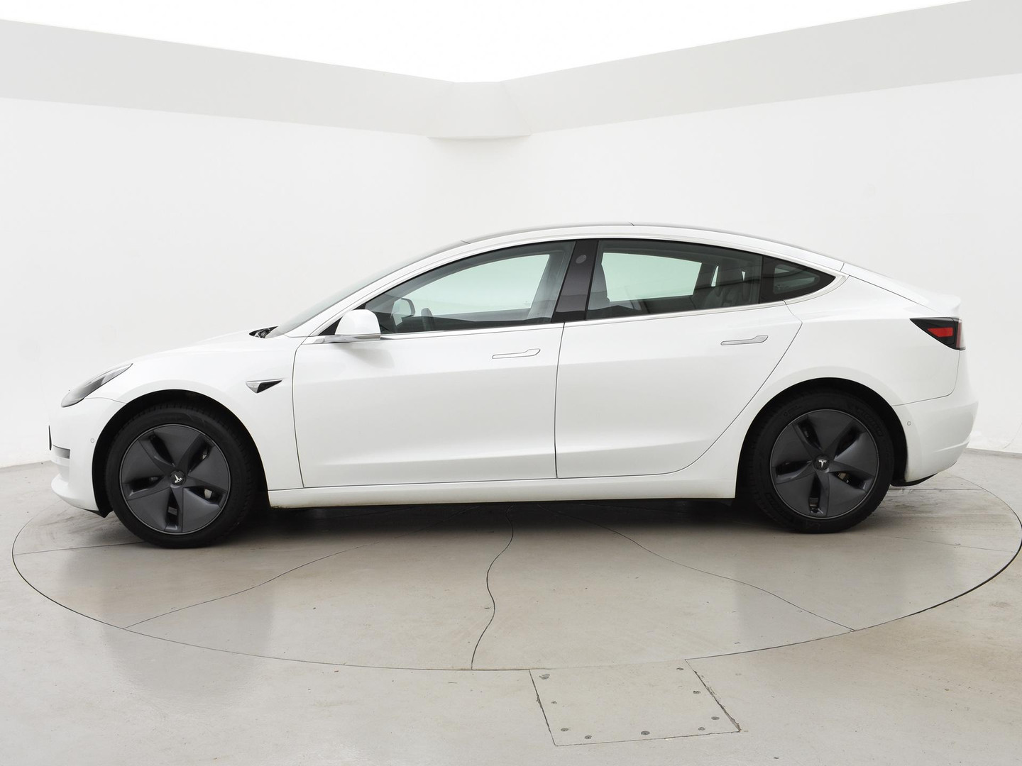Tesla Tesla