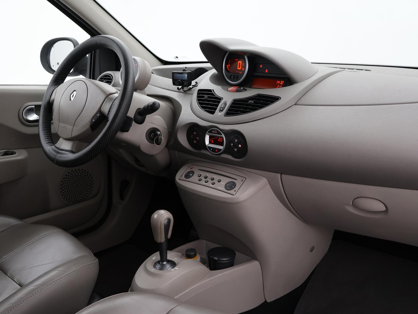 Renault Renault