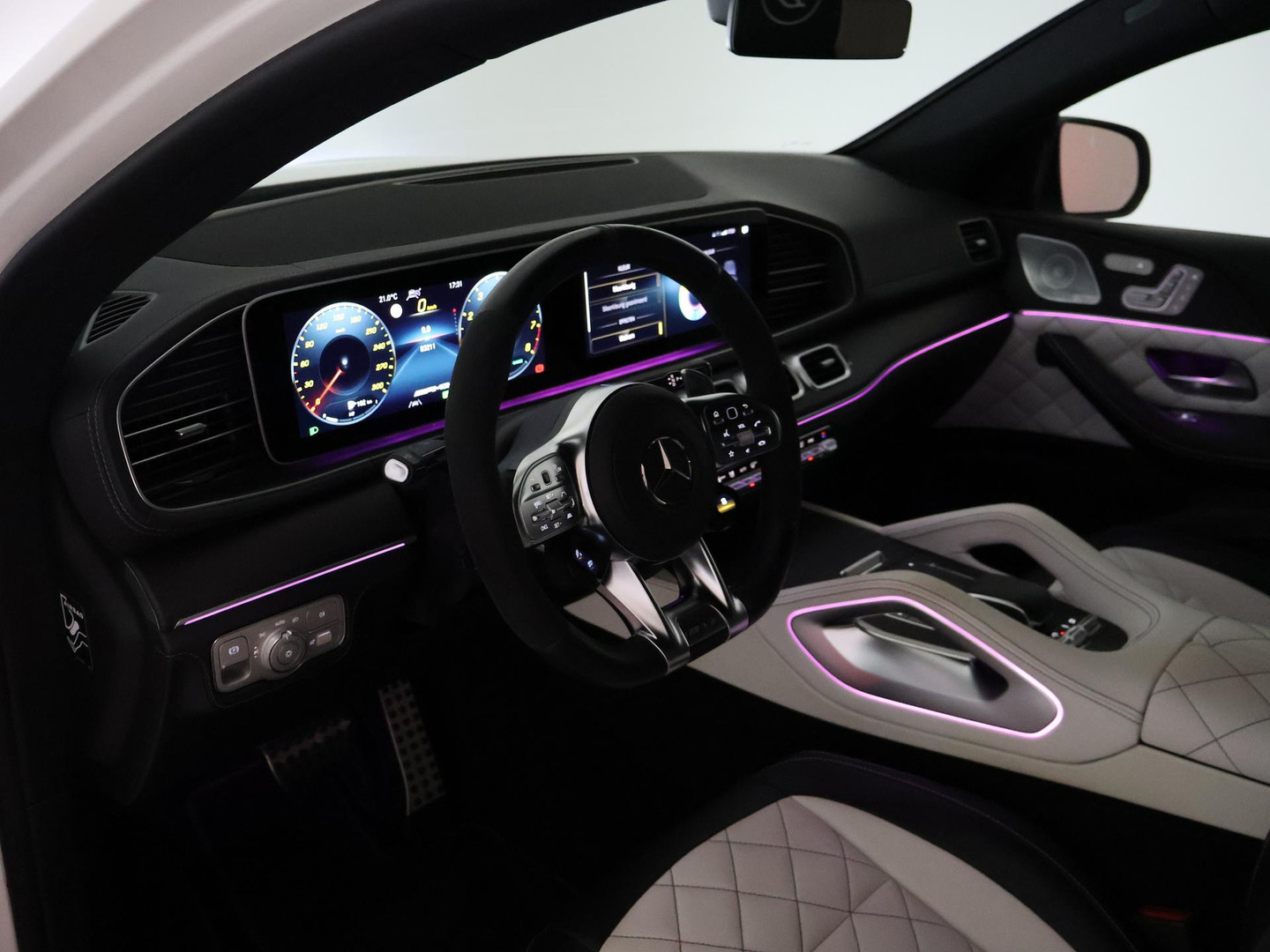 Mercedes-Benz Mercedes-Benz