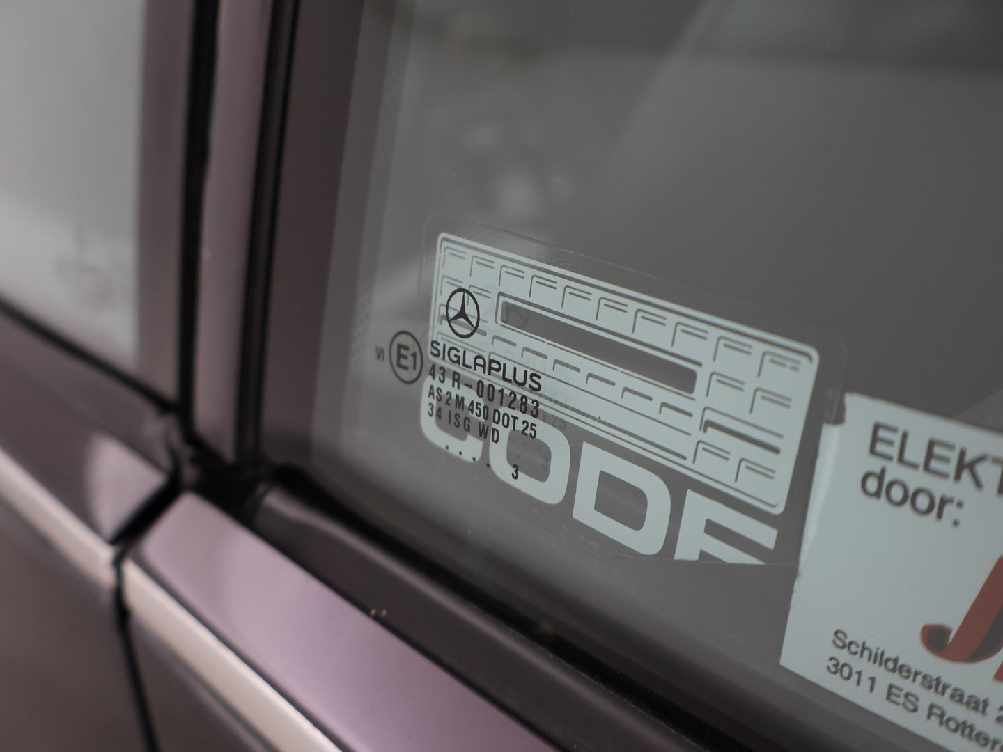 Mercedes-Benz Mercedes-Benz