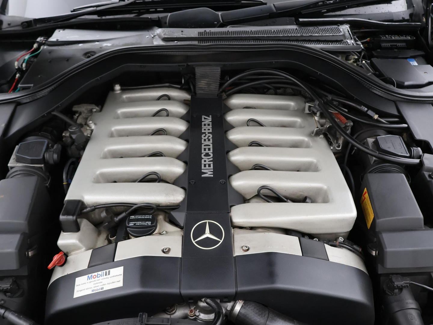 Mercedes-Benz Mercedes-Benz