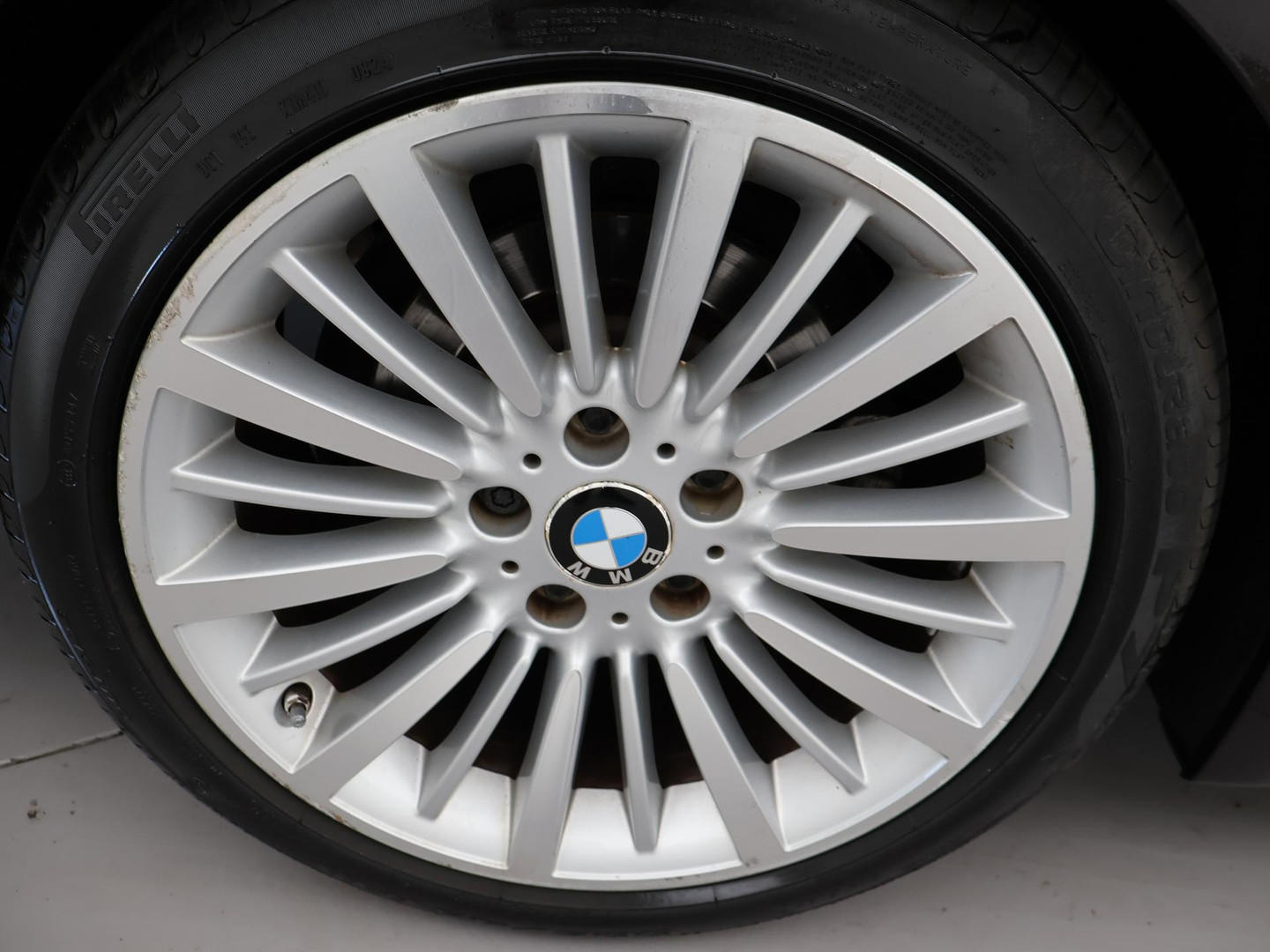 BMW BMW