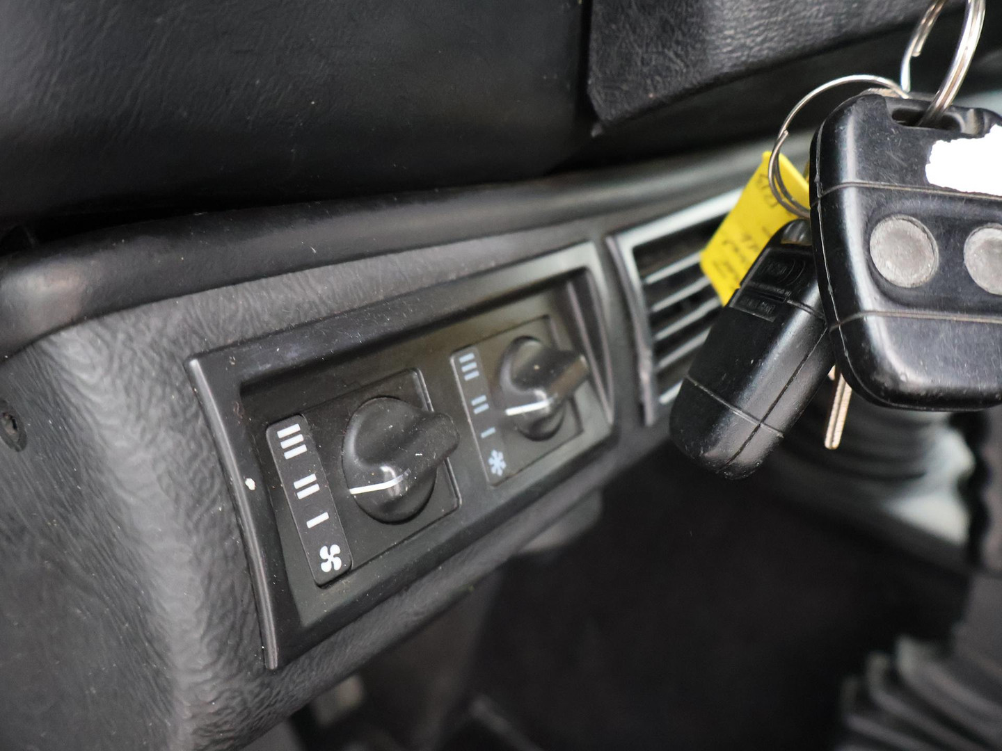Land Rover Land Rover