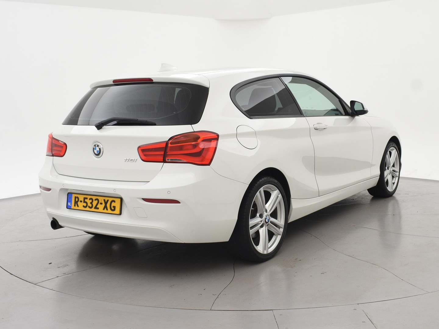 BMW BMW