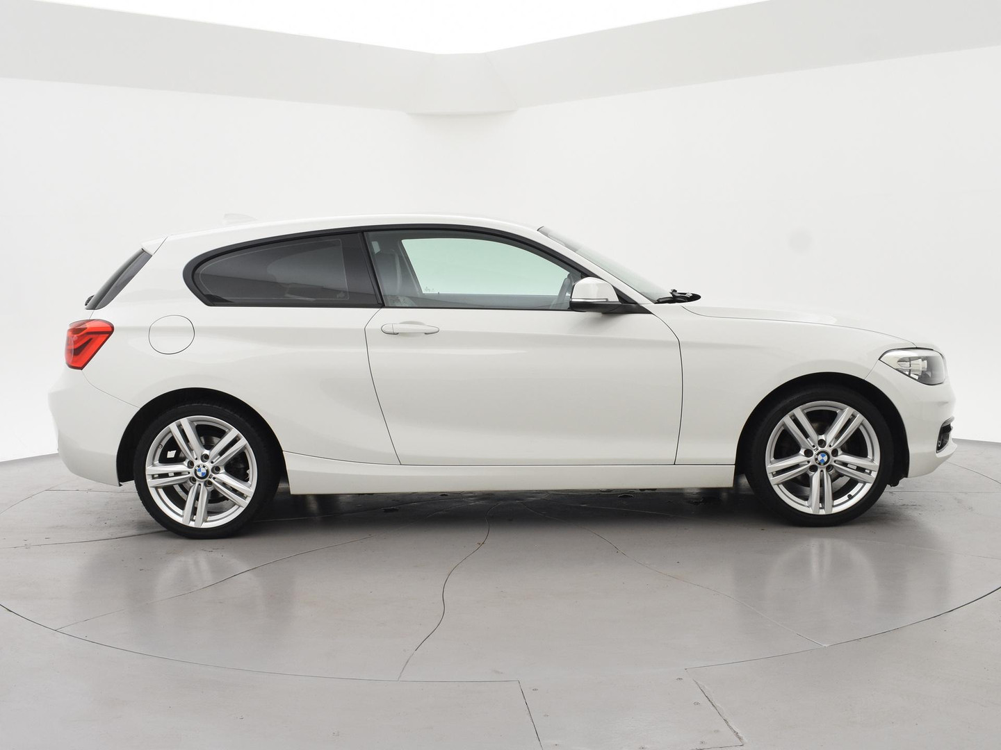 BMW BMW