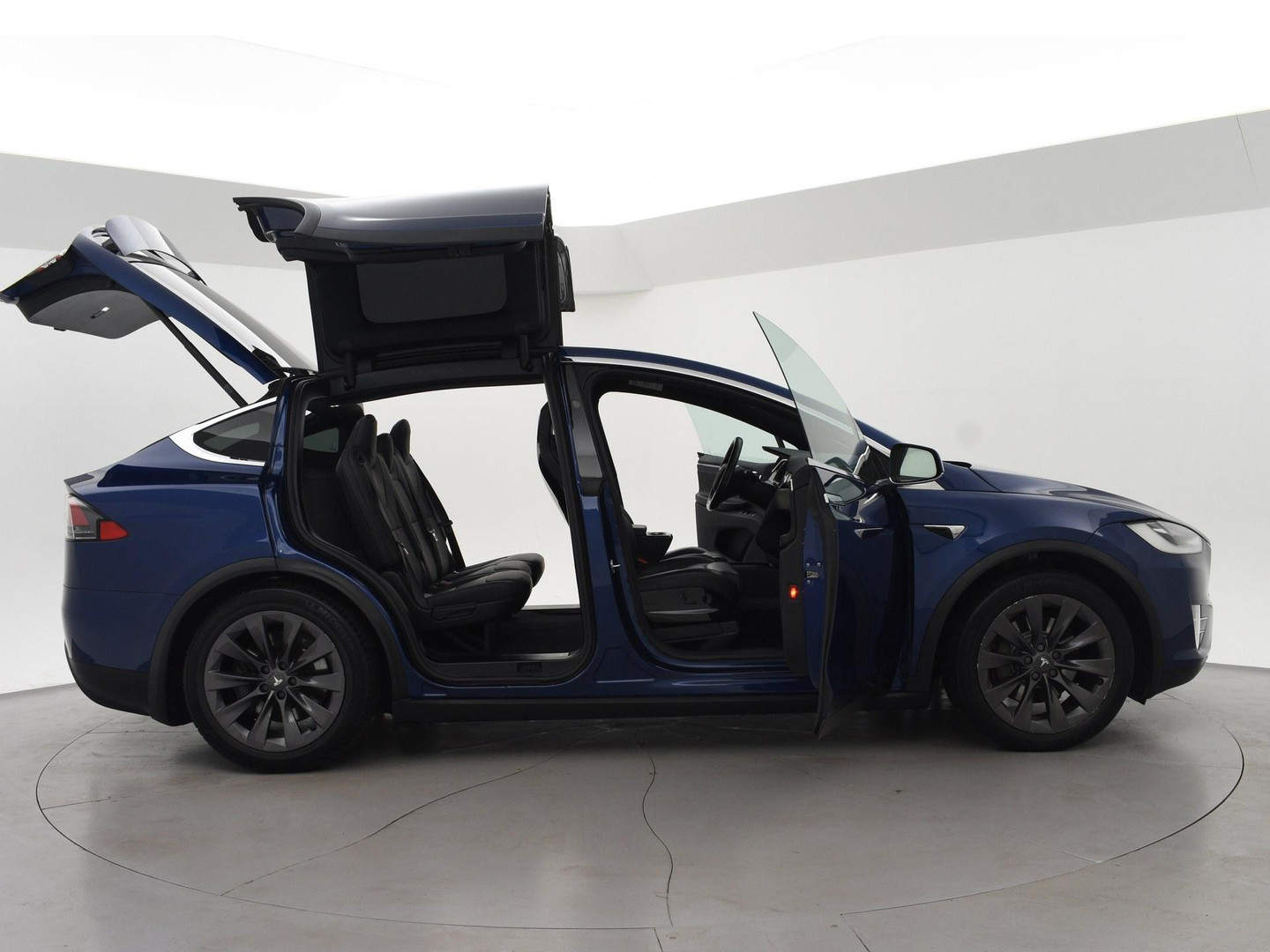 Tesla Tesla