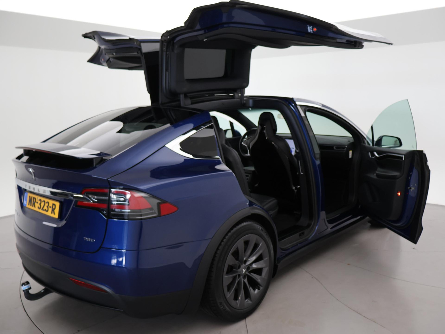 Tesla Tesla