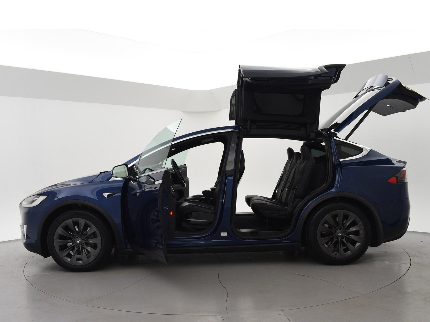 Tesla Tesla