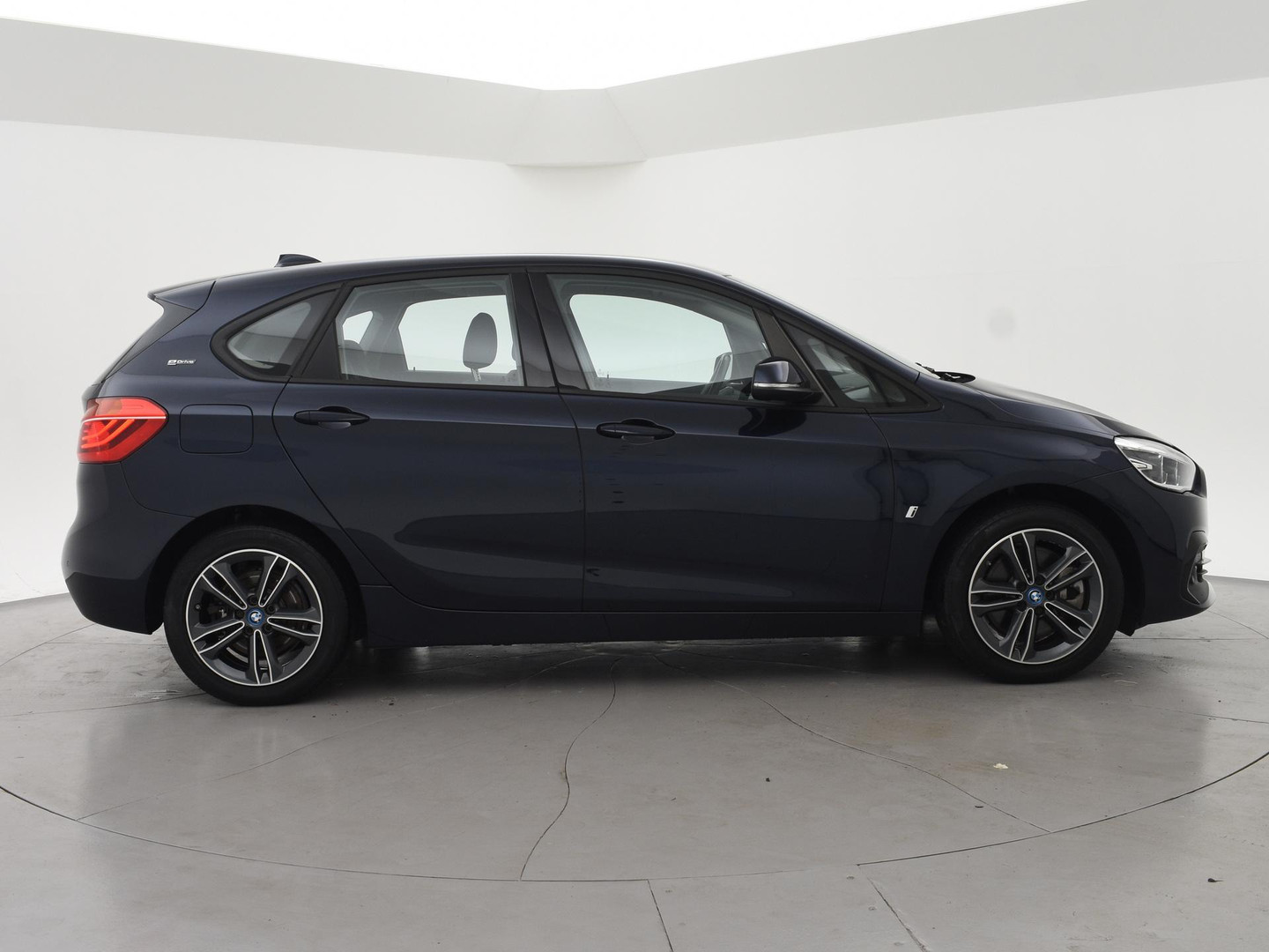 BMW BMW