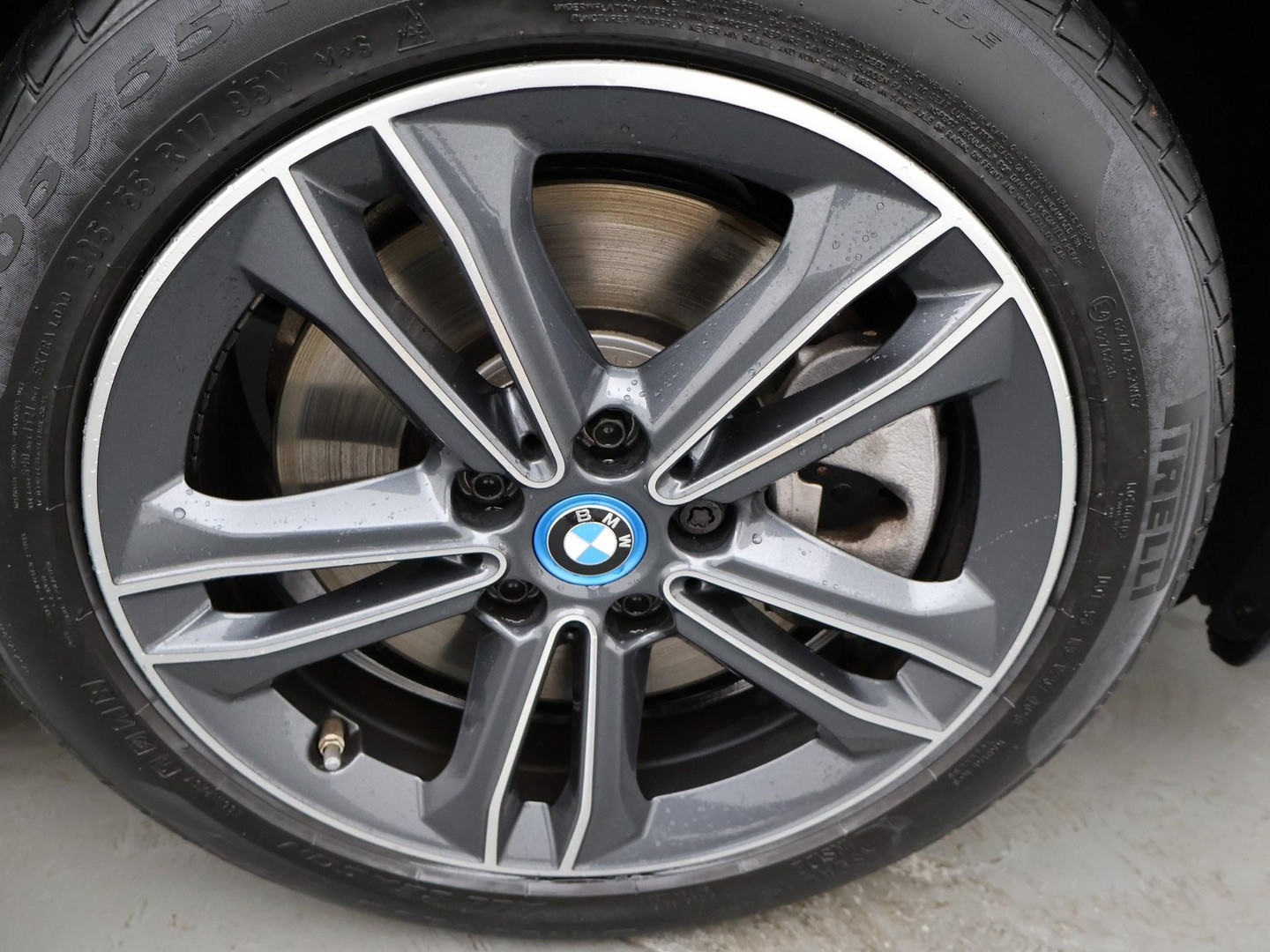 BMW BMW