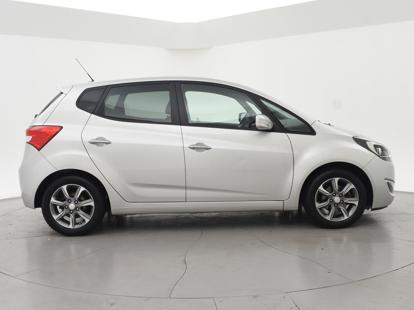 Hyundai Hyundai