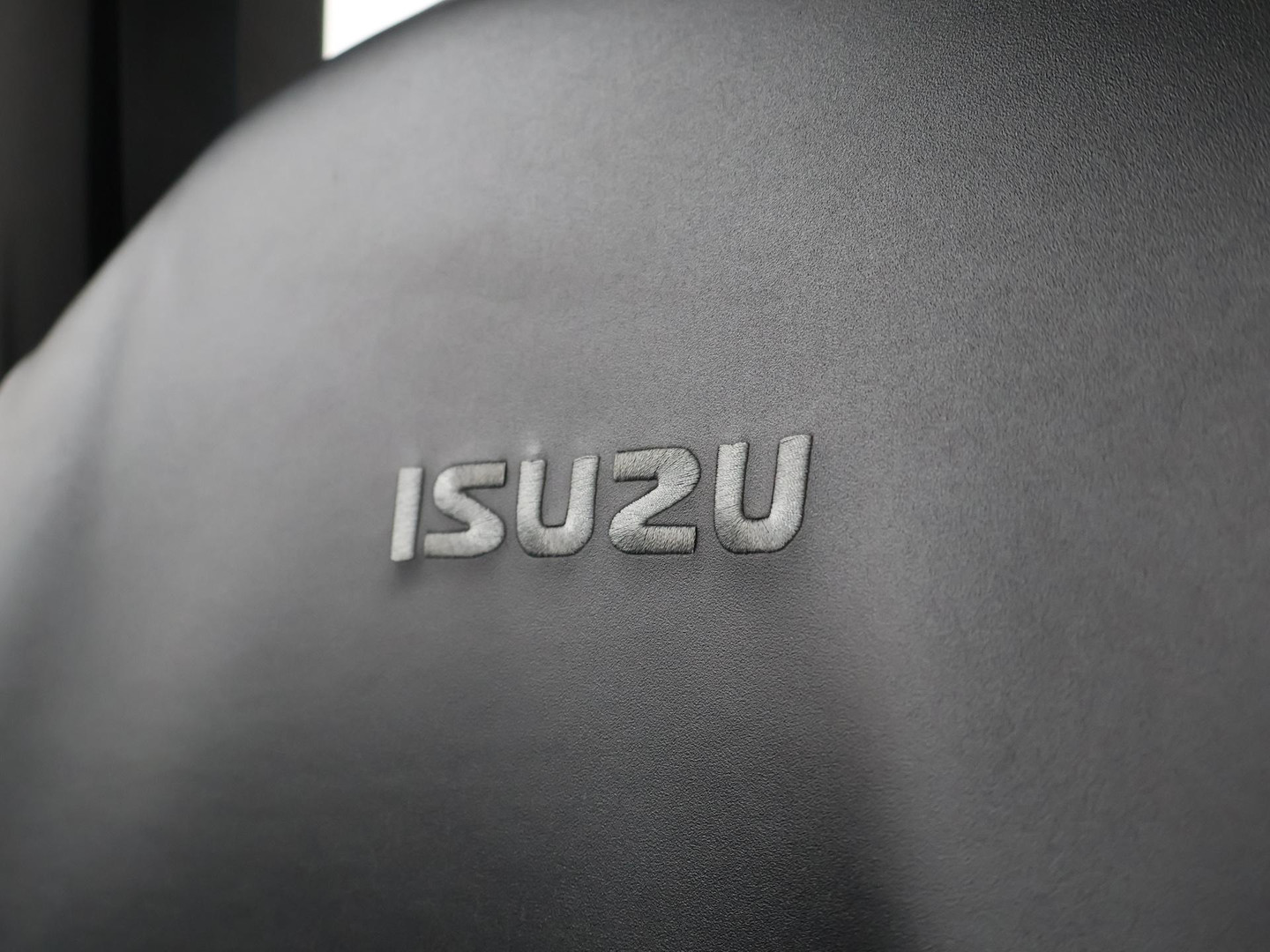 Isuzu