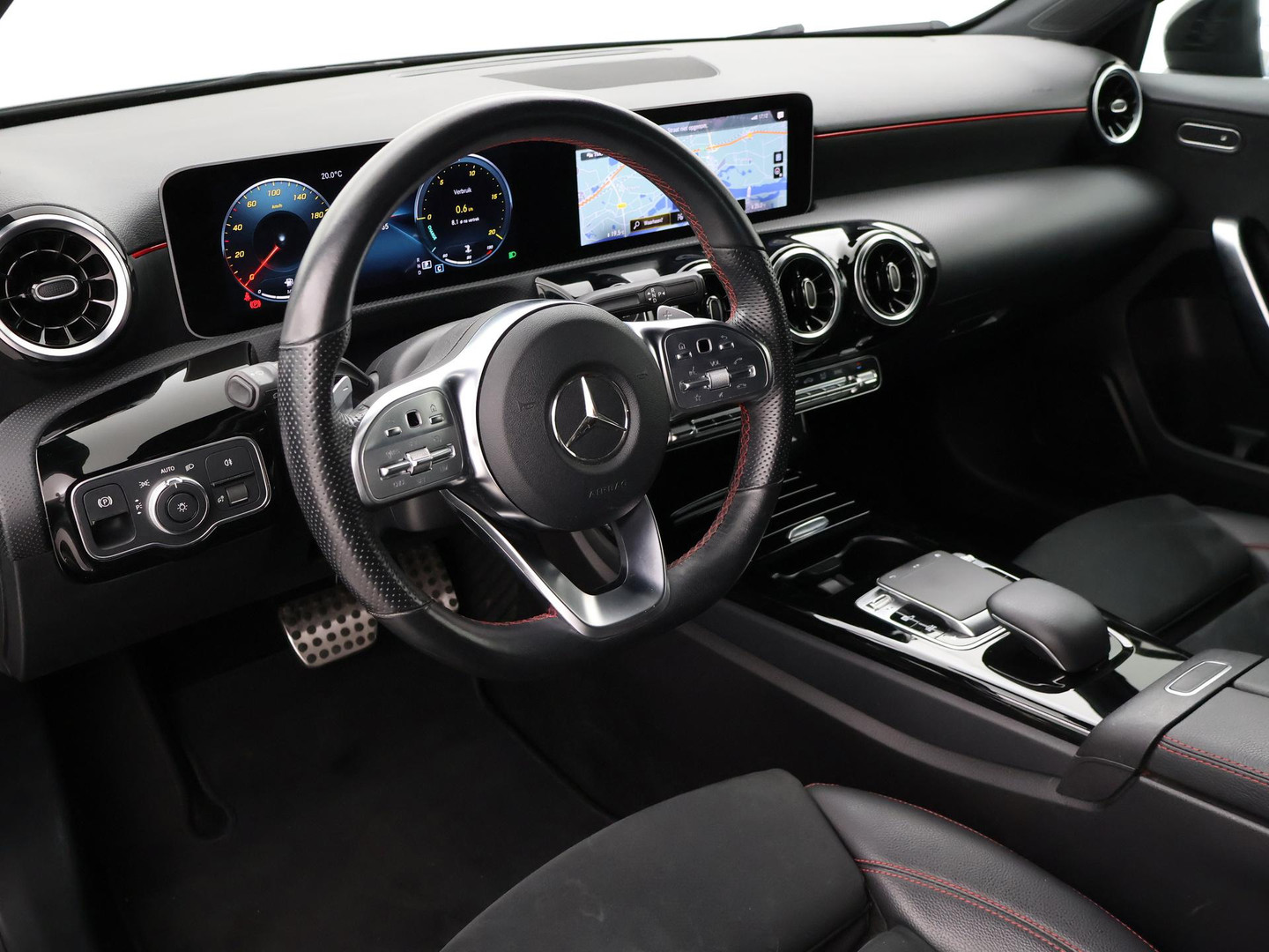 Mercedes-Benz Mercedes-Benz