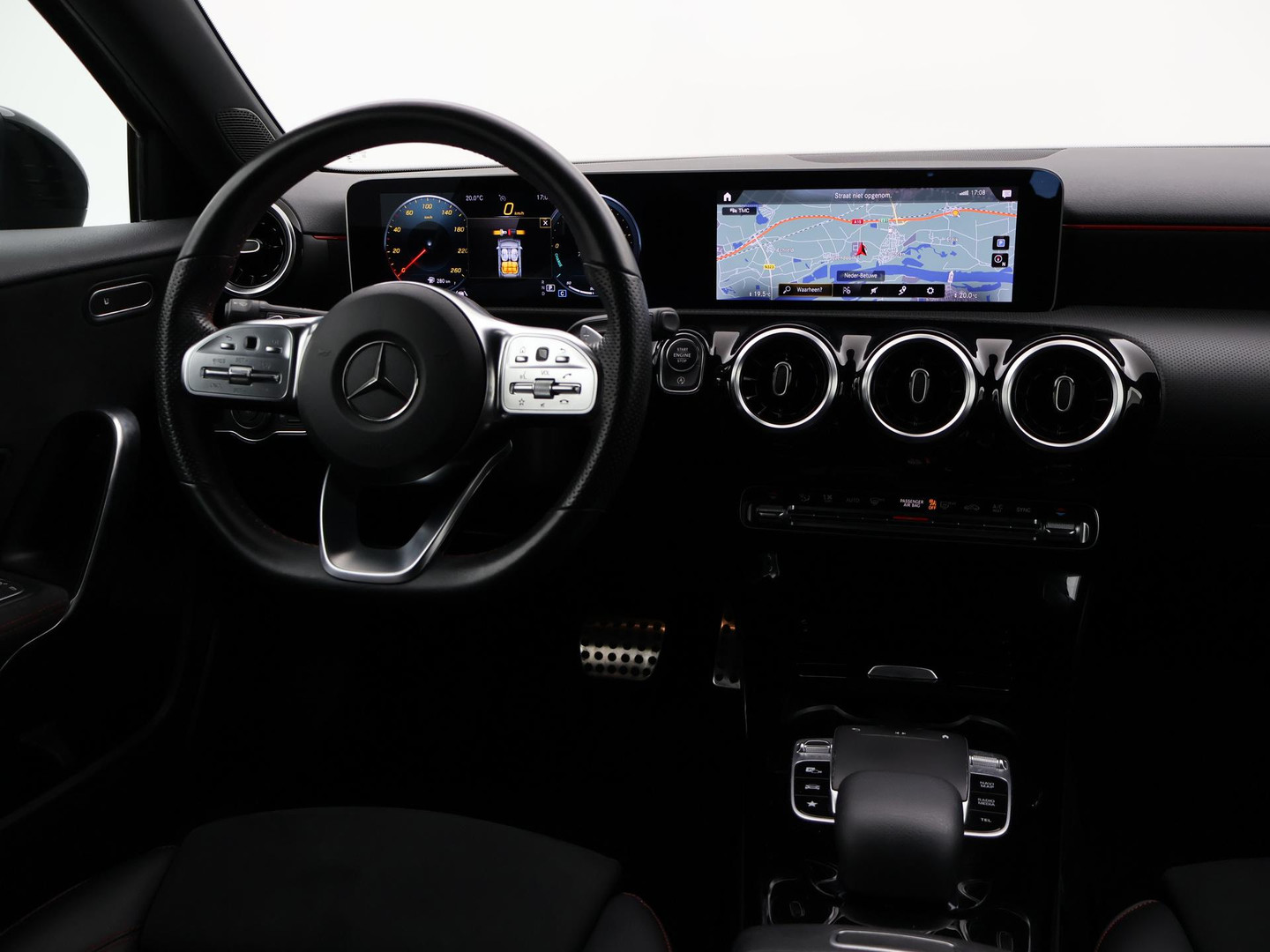 Mercedes-Benz Mercedes-Benz