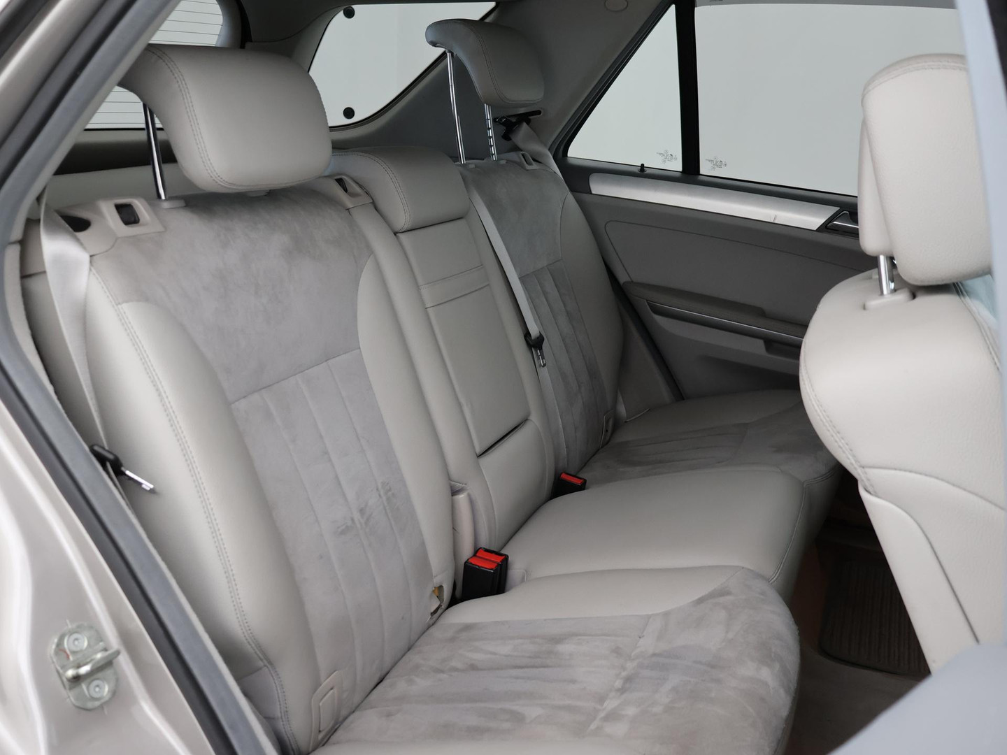 Mercedes-Benz Mercedes-Benz