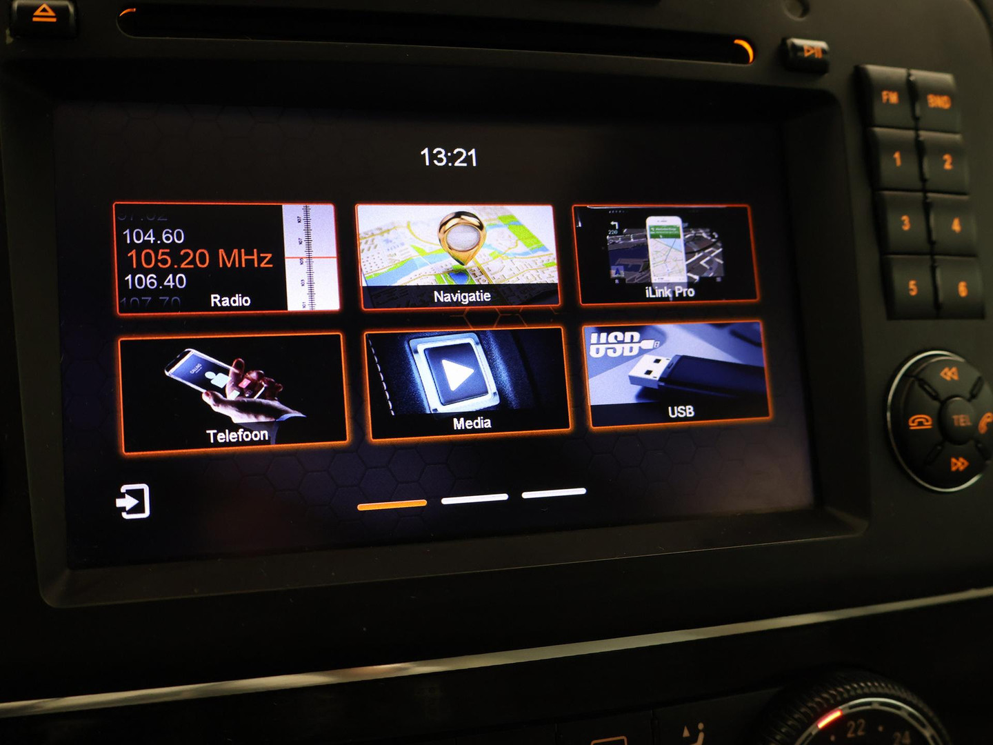 Mercedes-Benz Mercedes-Benz