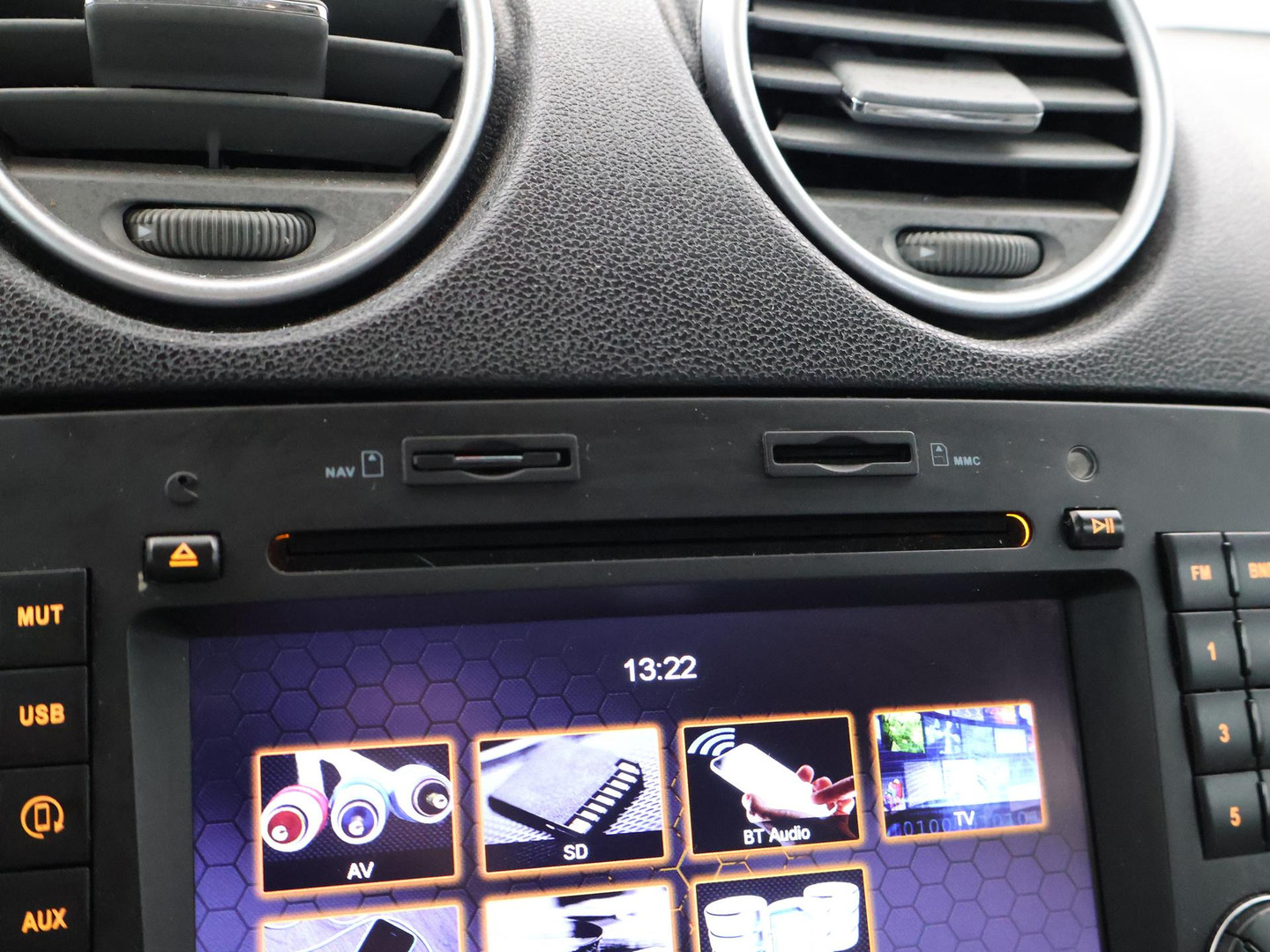 Mercedes-Benz Mercedes-Benz