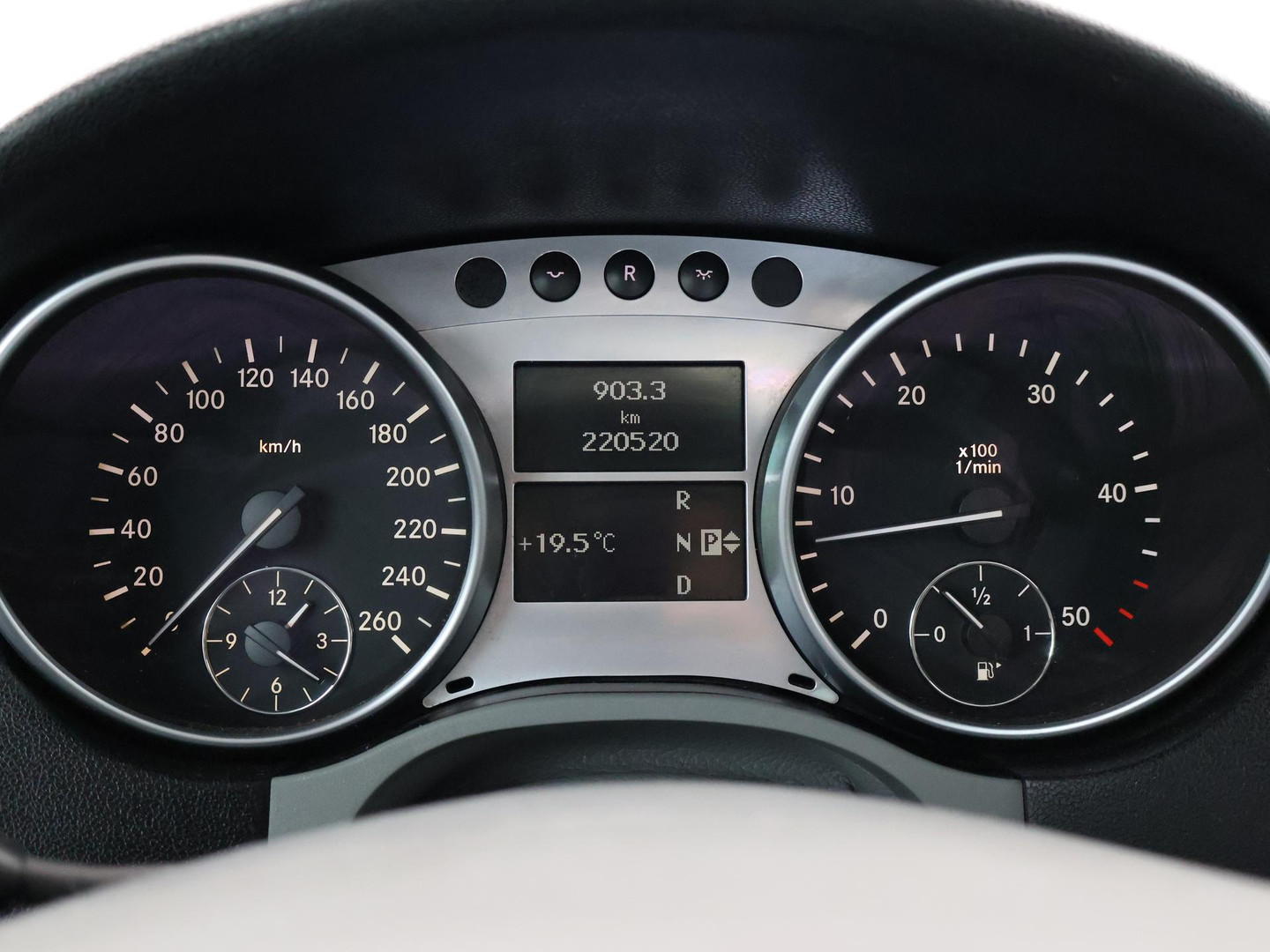 Mercedes-Benz Mercedes-Benz