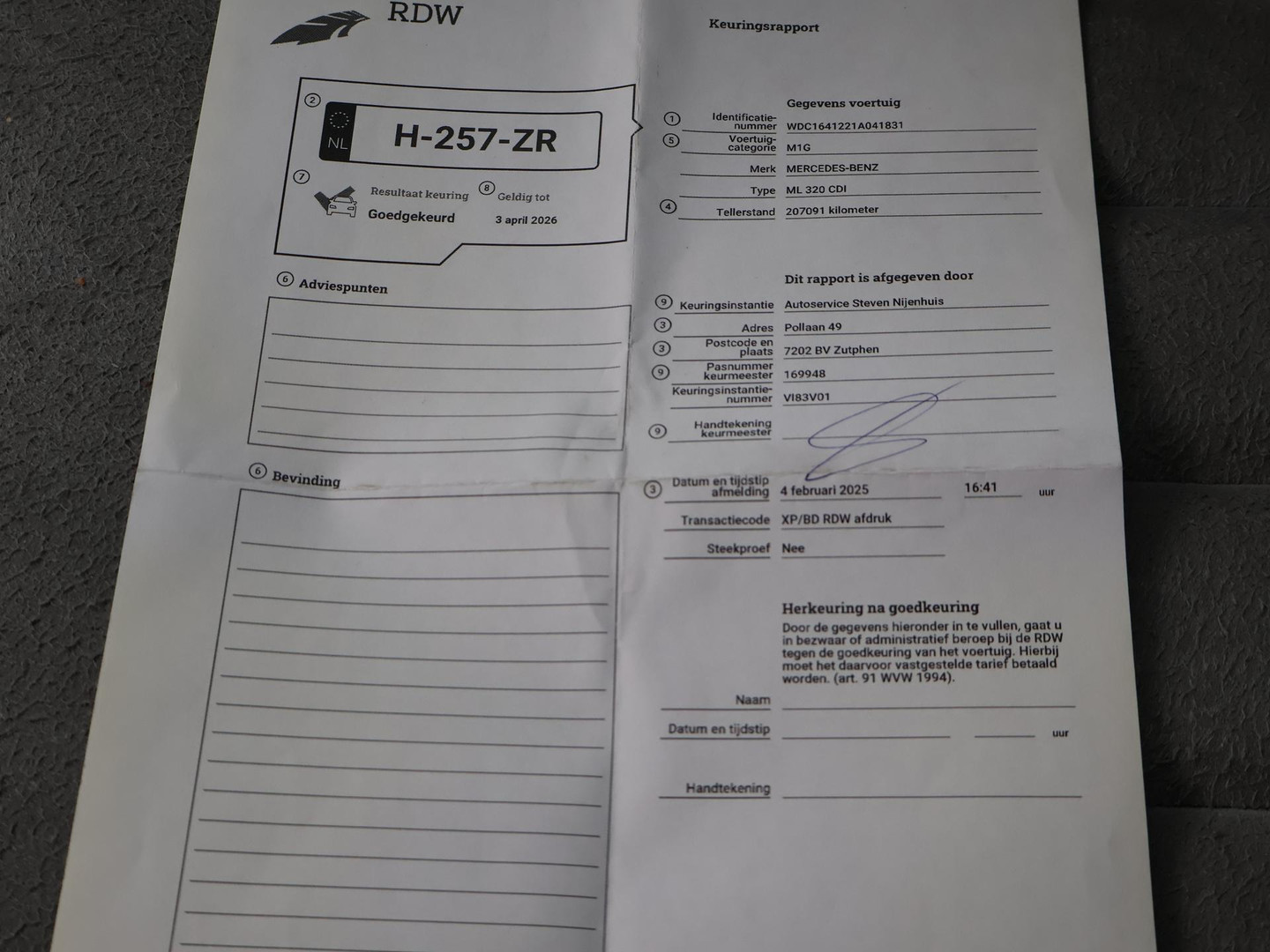 Mercedes-Benz Mercedes-Benz