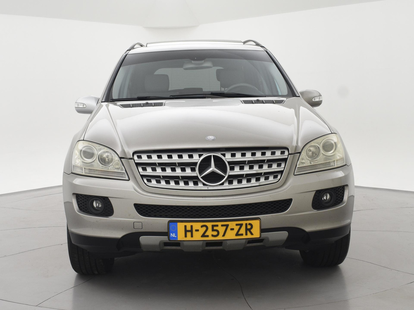 Mercedes-Benz Mercedes-Benz