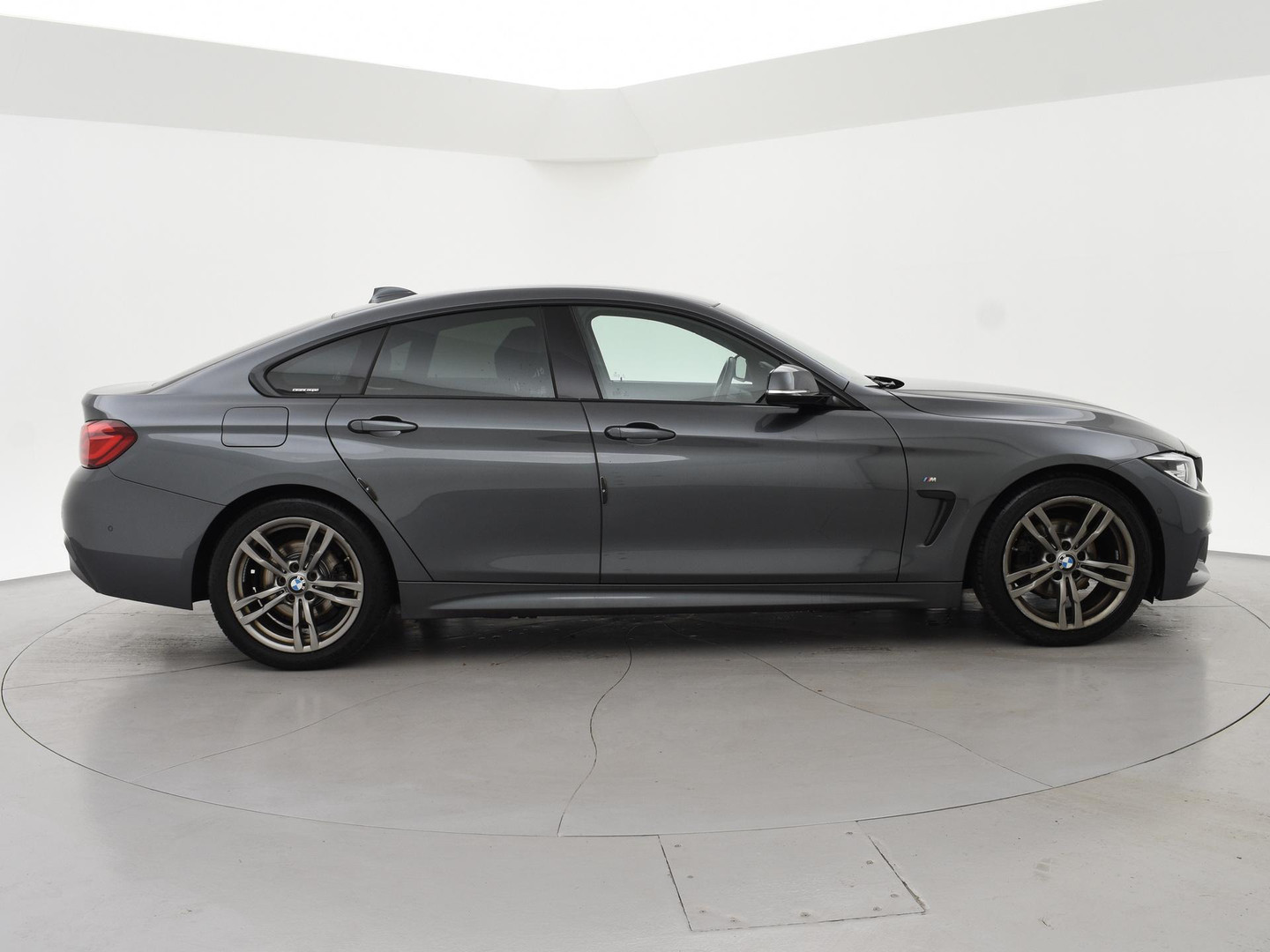 BMW BMW