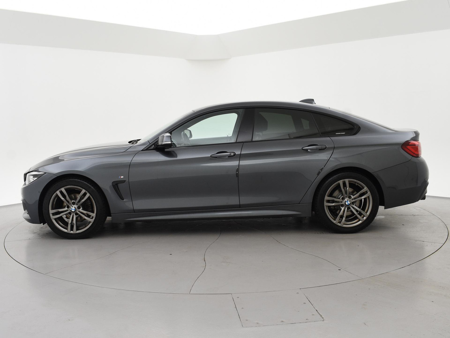 BMW BMW