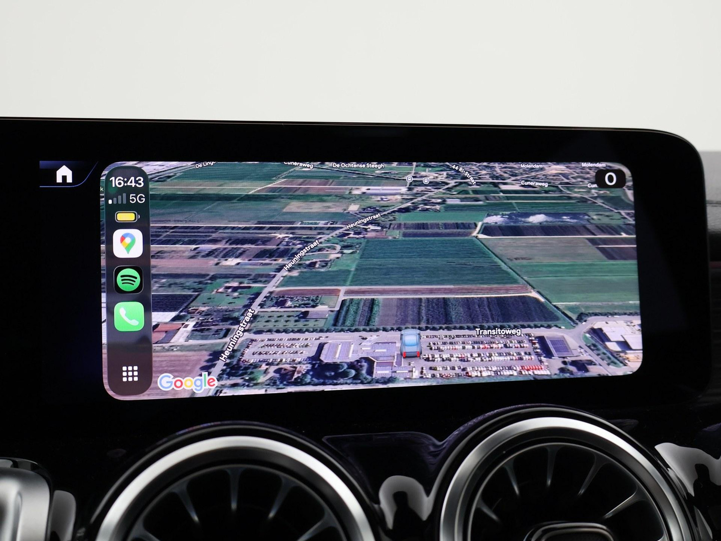 Mercedes-Benz Mercedes-Benz