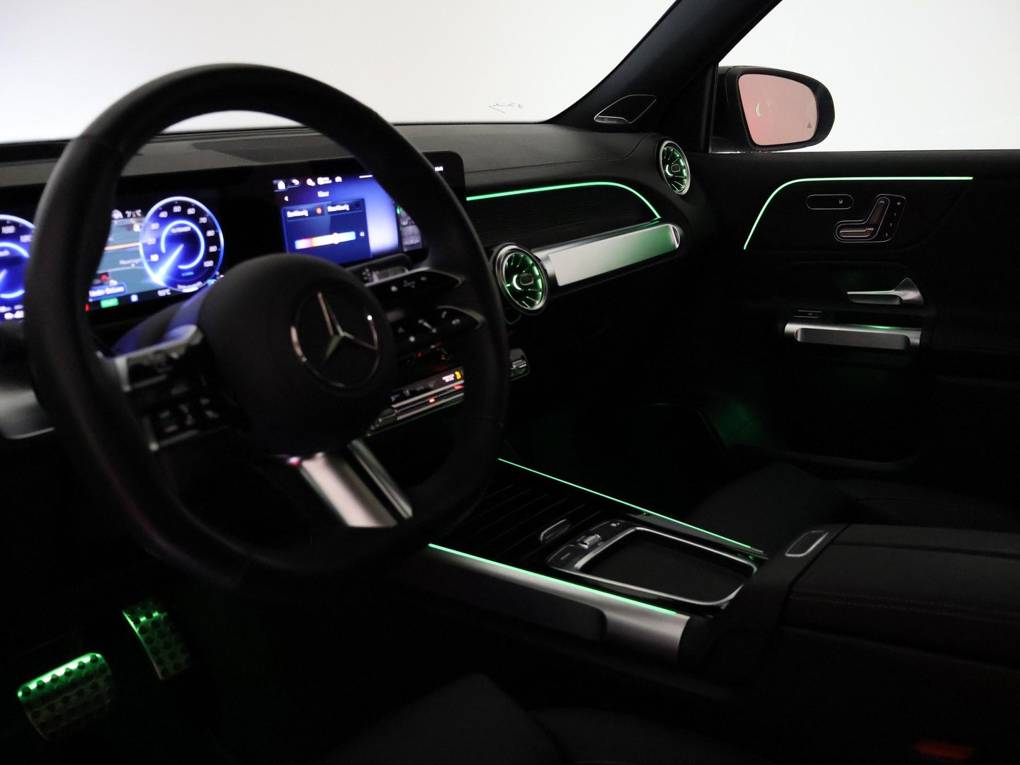 Mercedes-Benz Mercedes-Benz