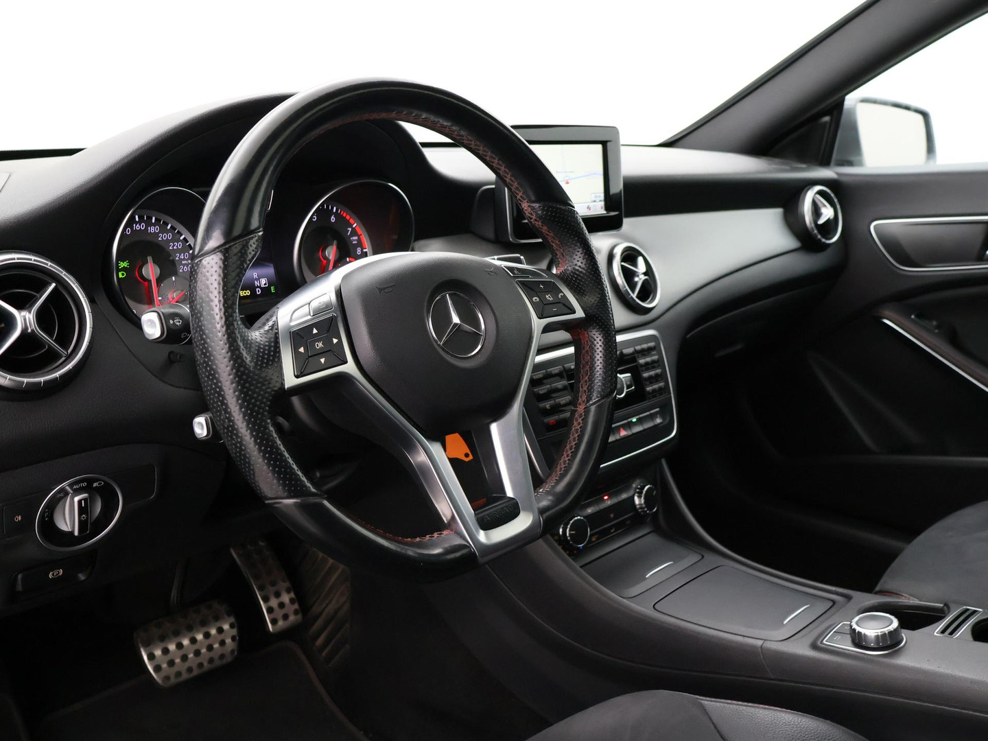 Mercedes-Benz Mercedes-Benz