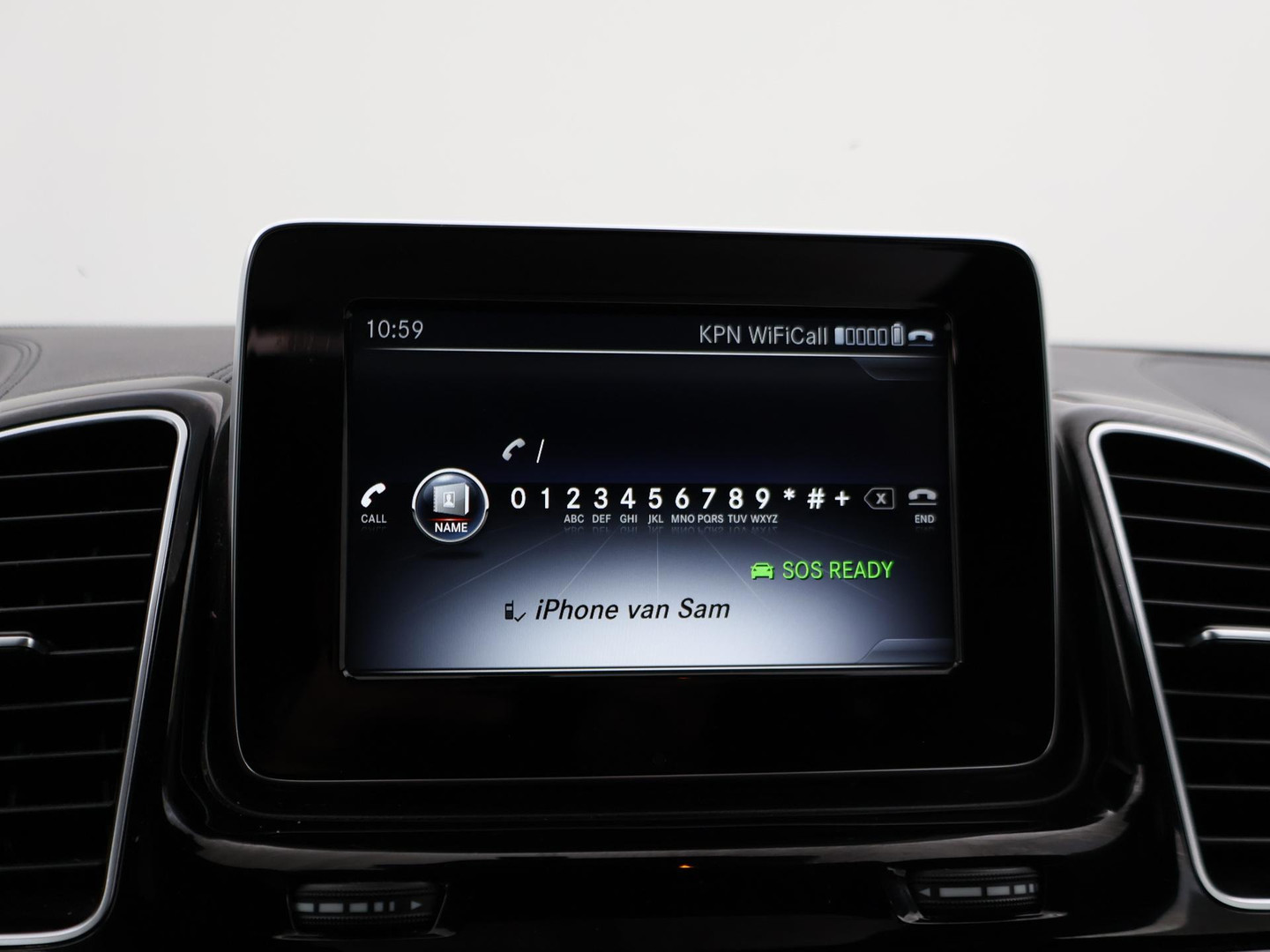 Mercedes-Benz Mercedes-Benz