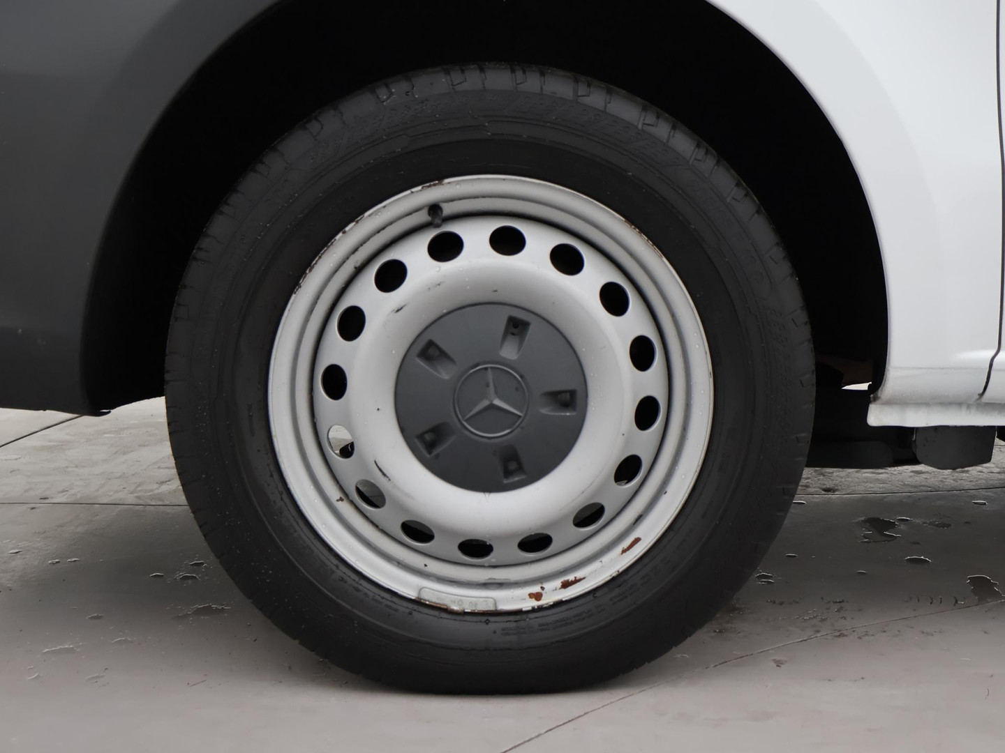 Mercedes-Benz Mercedes-Benz