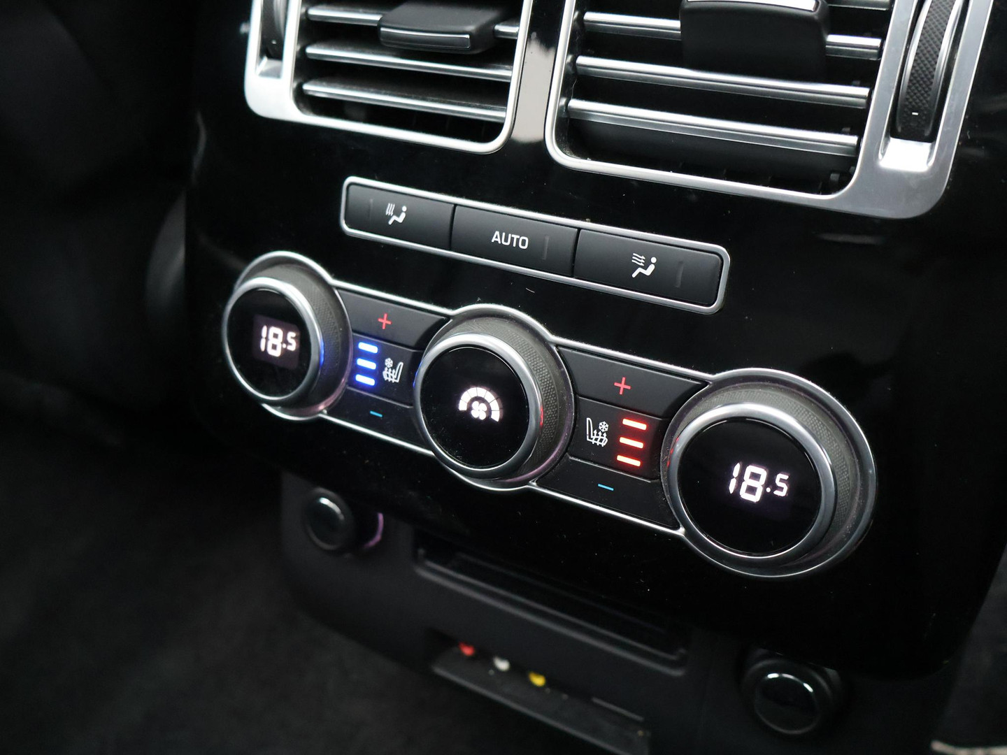 Land Rover Land Rover