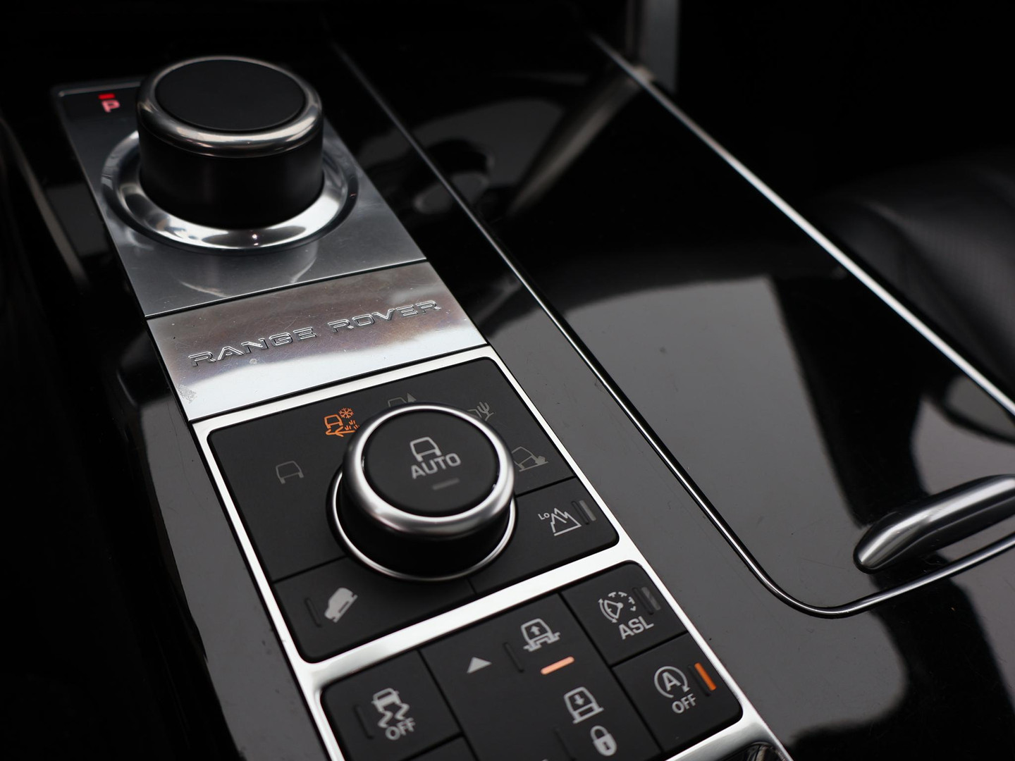 Land Rover Land Rover