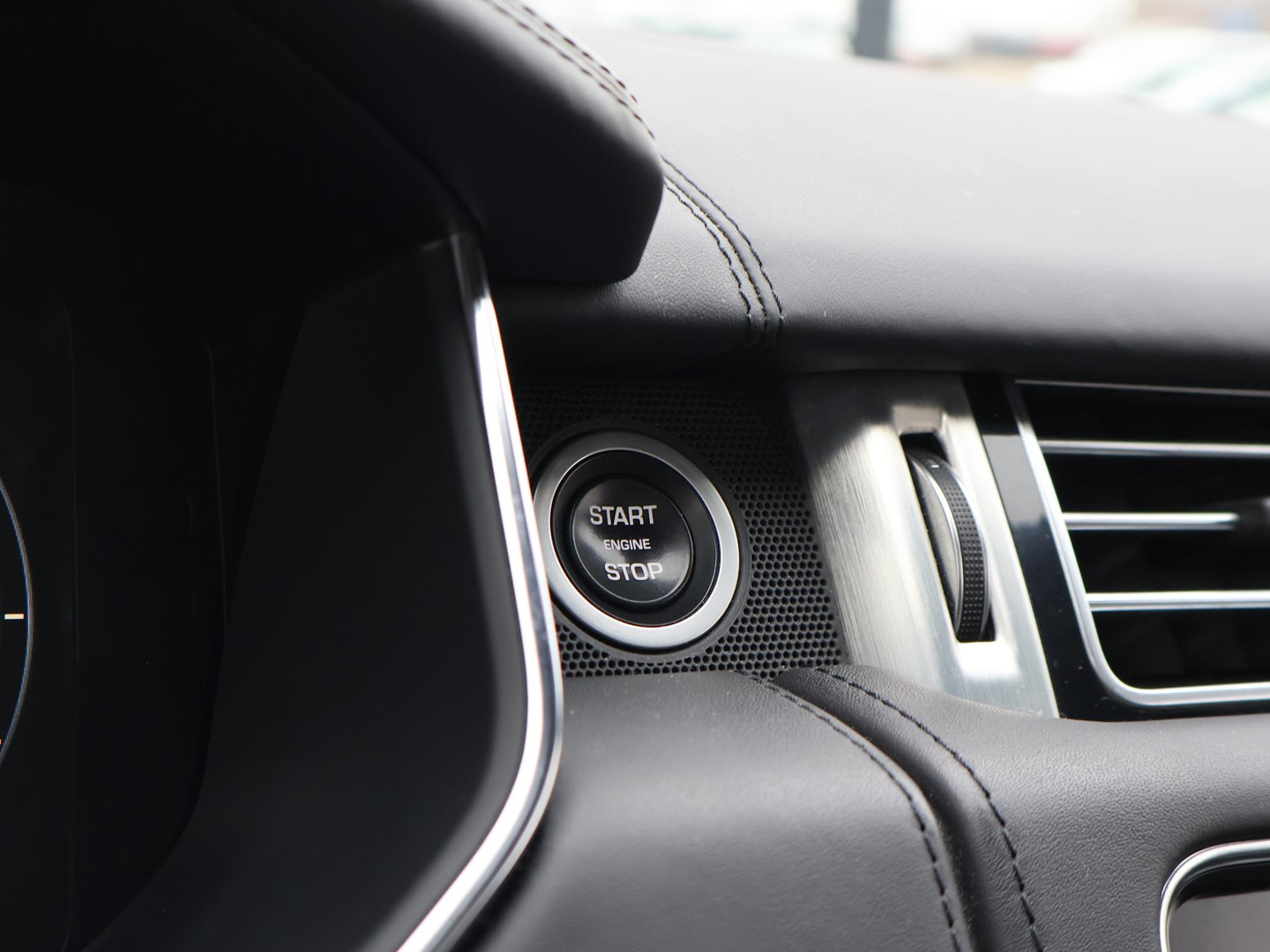 Land Rover Land Rover