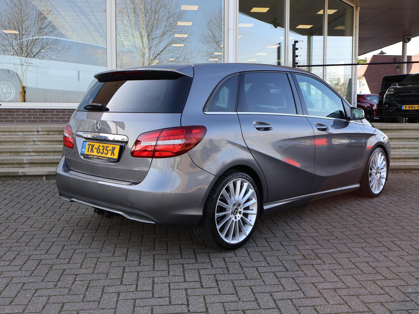 Mercedes-Benz Mercedes-Benz