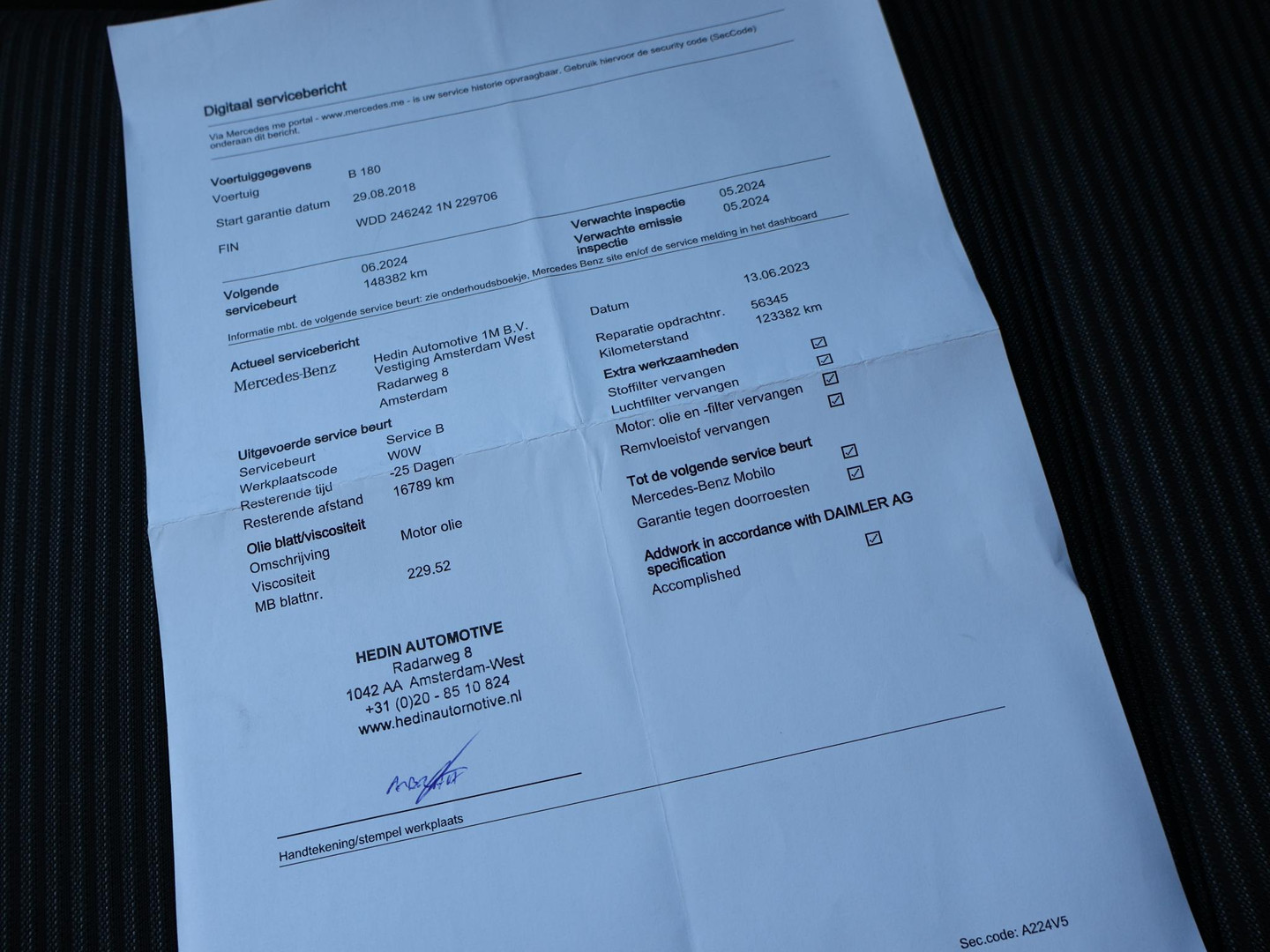 Mercedes-Benz Mercedes-Benz