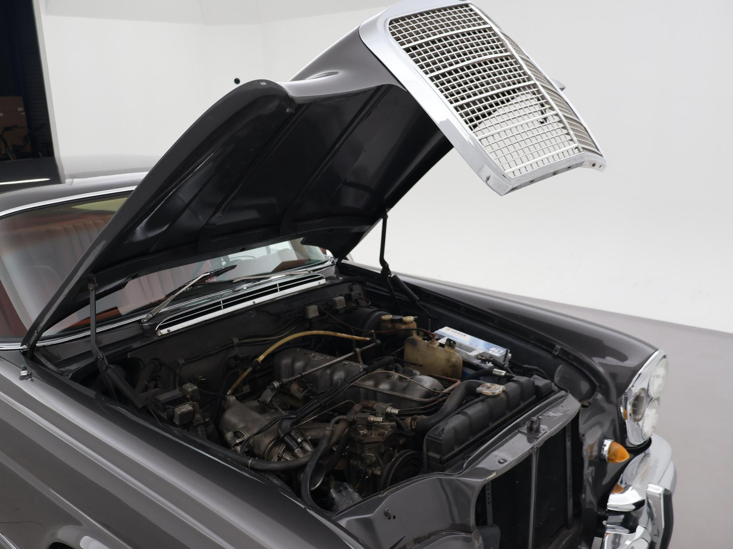 Mercedes-Benz Mercedes-Benz